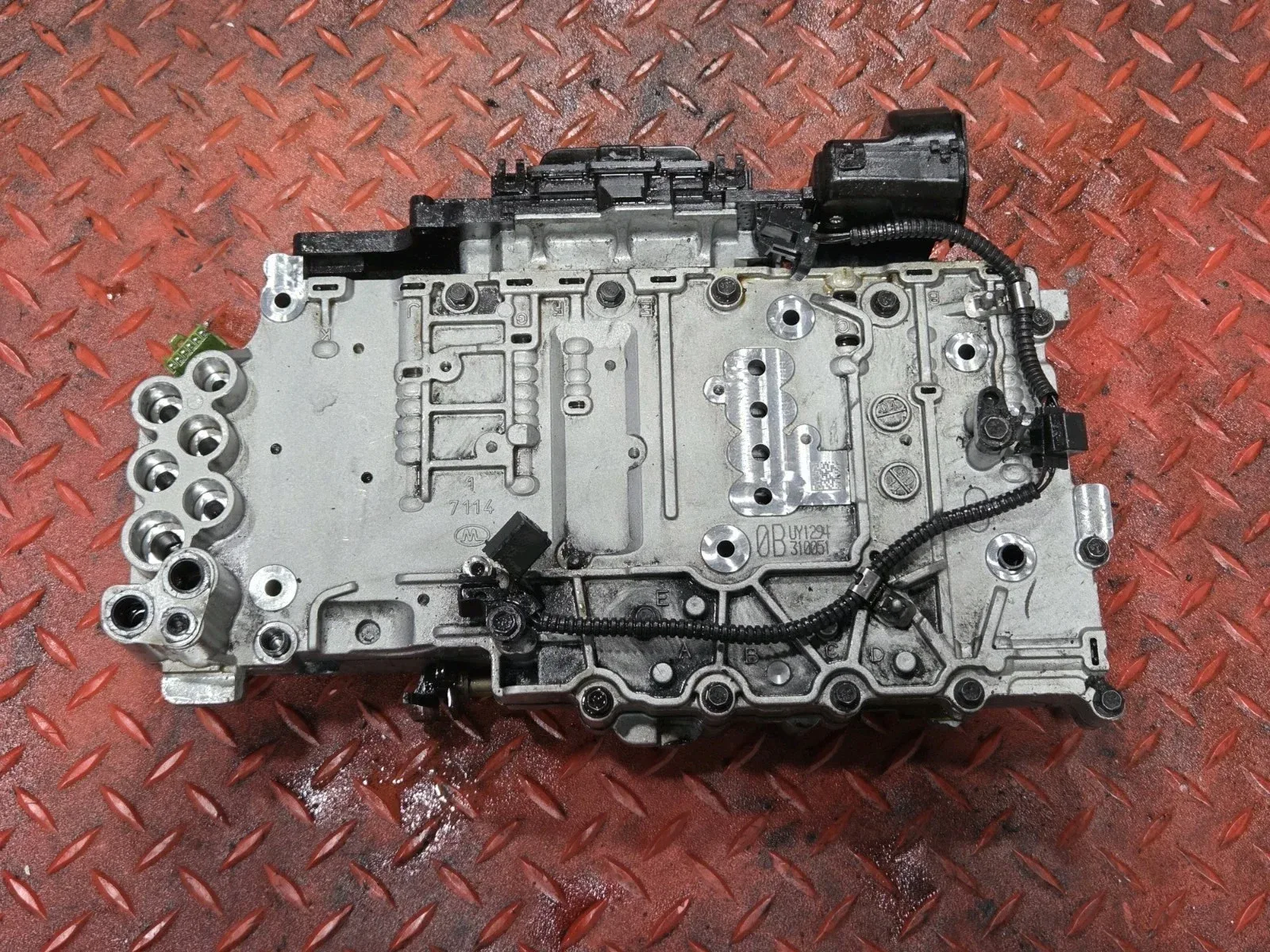 2013-2015 Cadillac ATS / 2014-2015 Cadillac CTS 6L45 Valve Body 24264141 image 4
