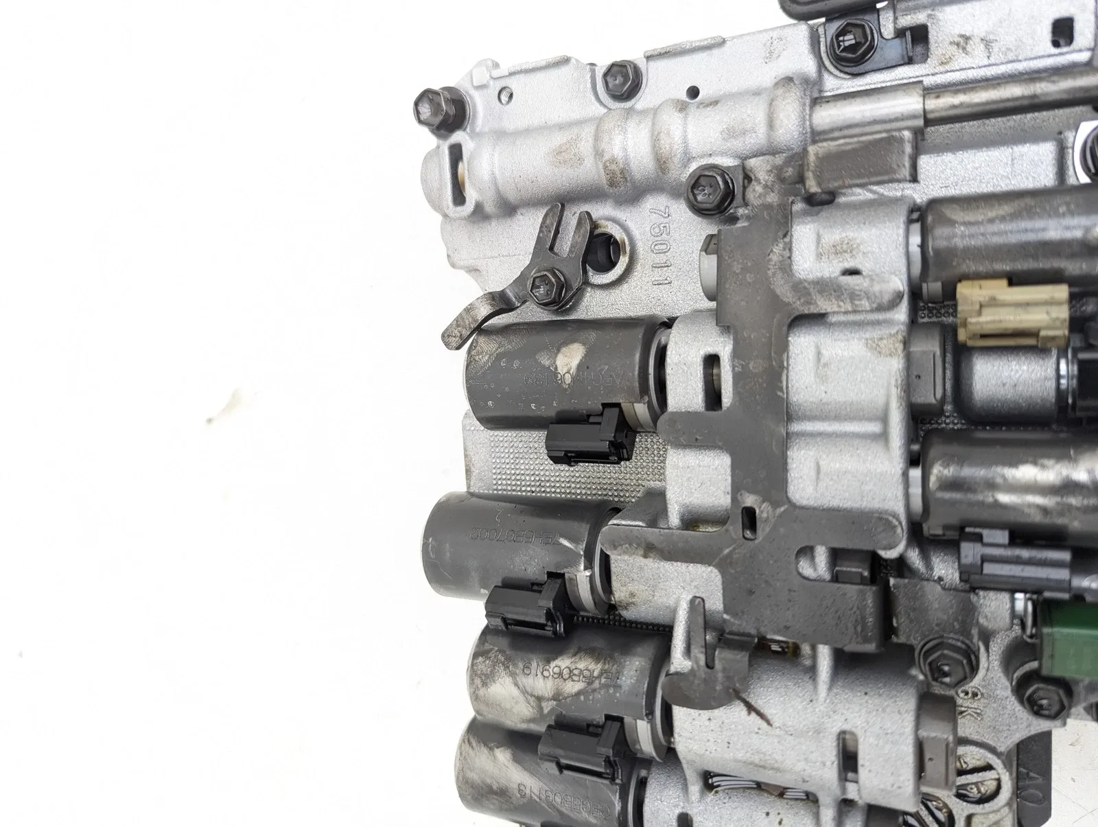 2014-2015 Chevrolet Cruze 2.0L Diesel Transmission Valve Body OEM image 4