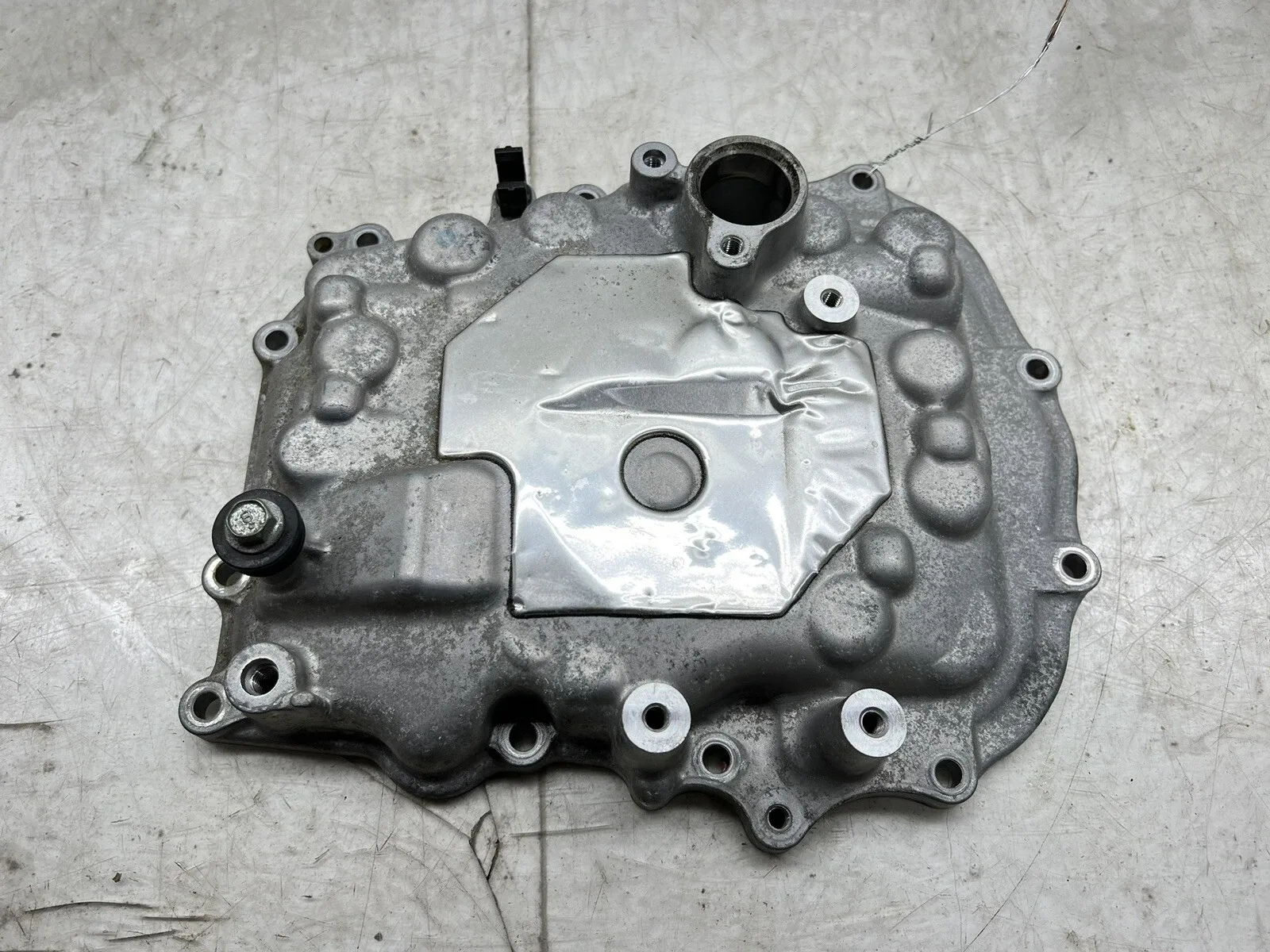2015-2019 Subaru Outback CVT Transmission Valve Body Cover