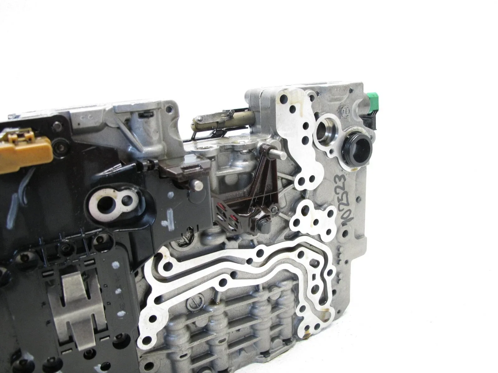 13 BMW F10 535i 3.0 xDRIVE AUTOMATIC MECHATRONIC TRANSMISSION VALVE BODY OEM 102 image 2