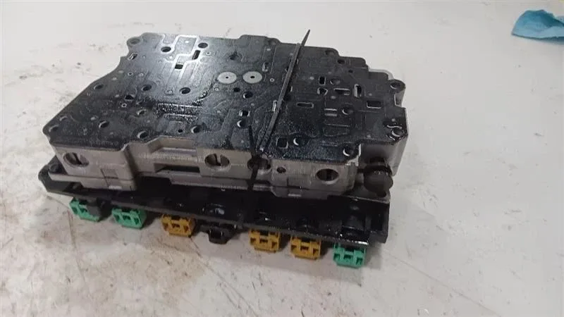 Buick Encore Automatic Transmission Valve Body  2013 2014 2015 2016 OEM image 4