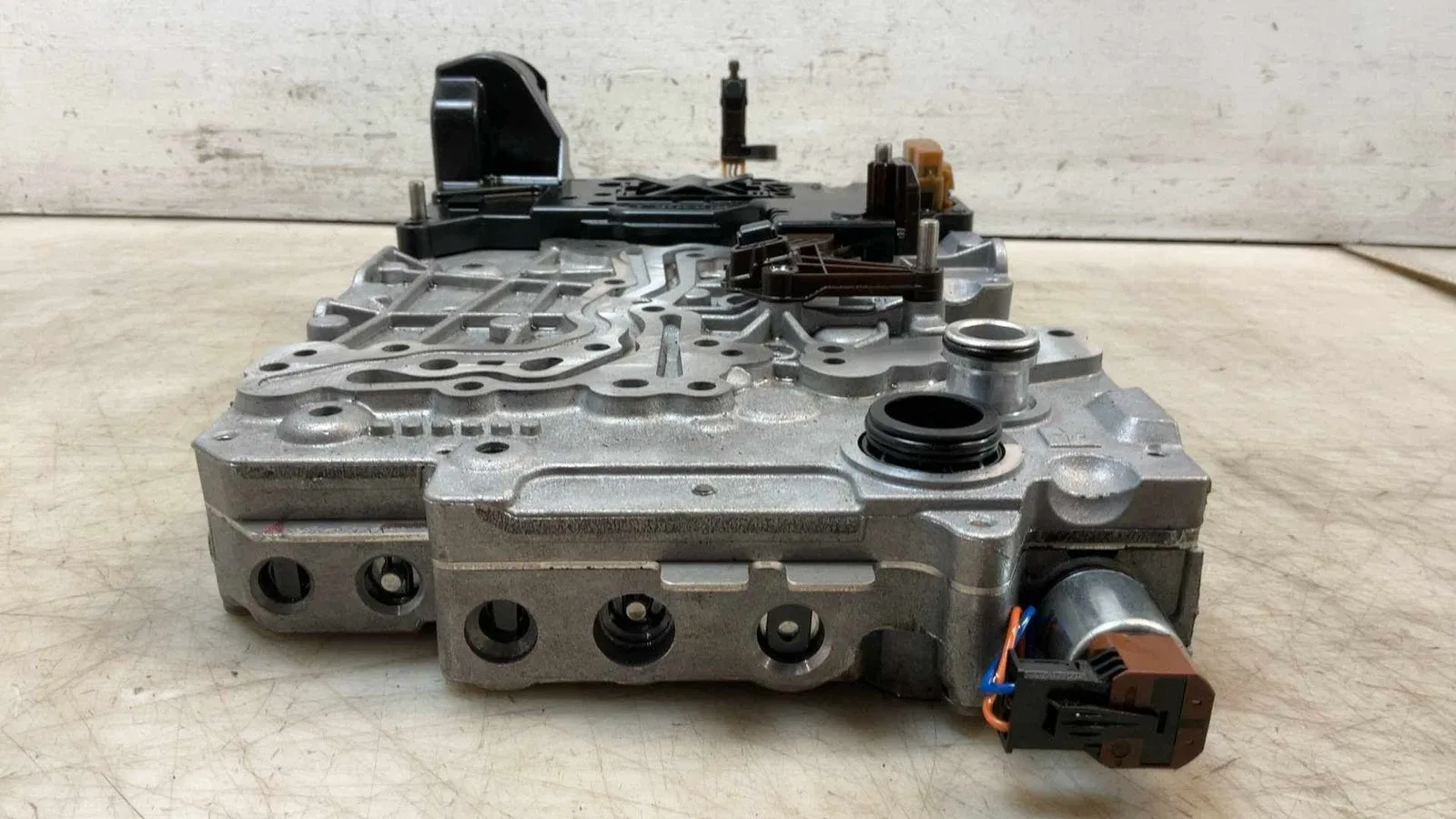 Jeep Wrangler JL OEM 2.0L Auto Trans Valve Body 2018-2023 200163 image 4