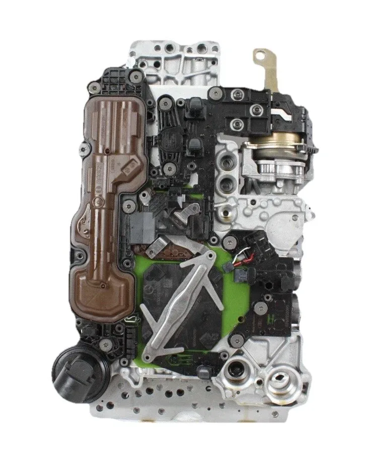 17-23 Mercedes C CLS E GLC GLE GLS 725 Transmission Mechatronic Valve Body image 2