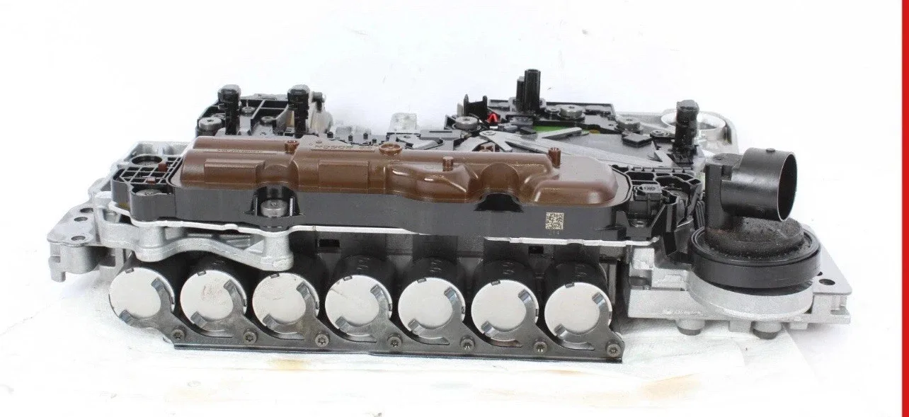 17-23 Mercedes C CLS E GLC GLE GLS 725 Transmission Mechatronic Valve Body image 4