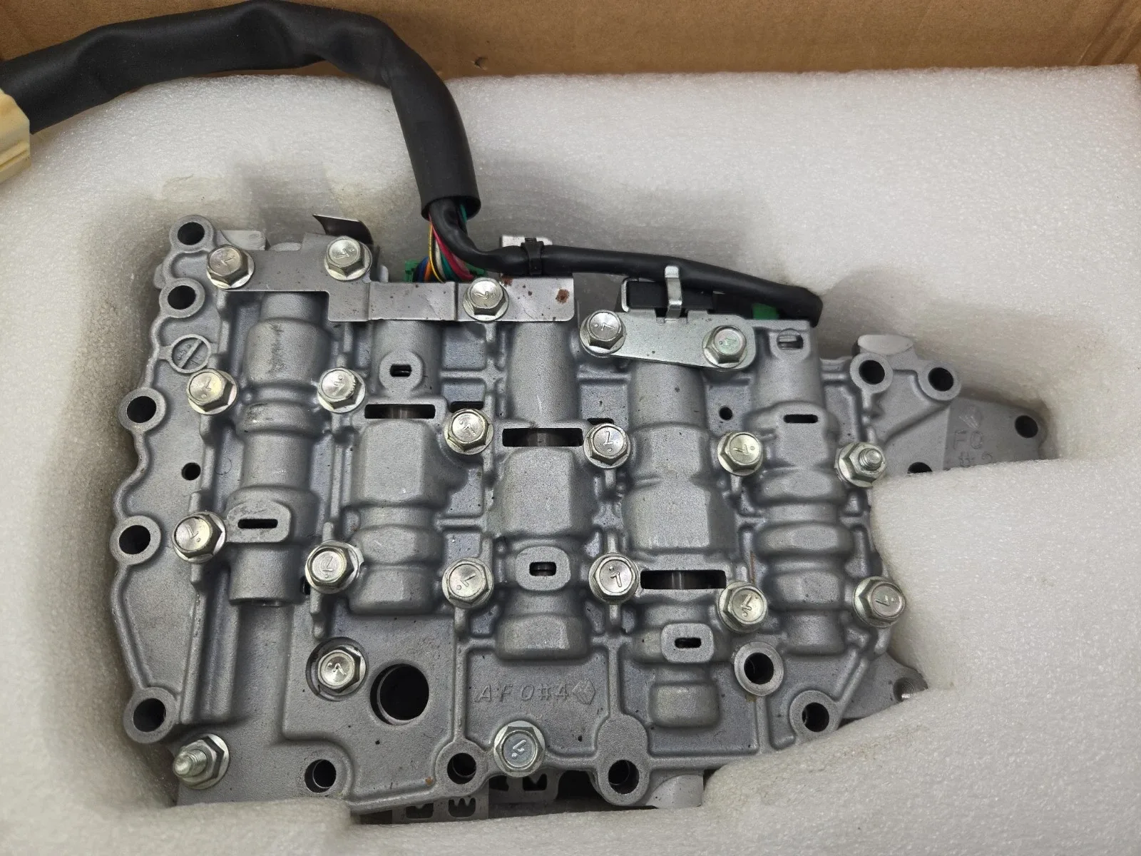 OEM Renault Transmission Valve Body / Mechatronic Assembly A12515 A12519 -...