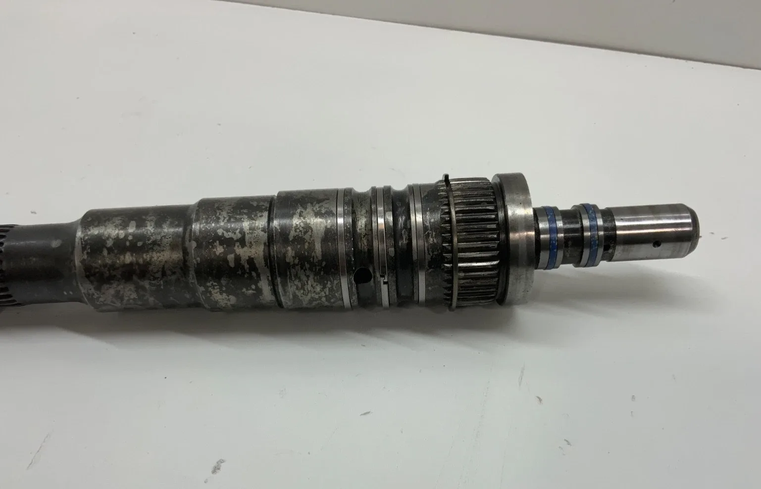 Ford AODE / 4R70W / 4R75W Output Shaft 15" Long 28-Spline - FORD AODE 4R70W 4R75W TRANS PARTS image 3