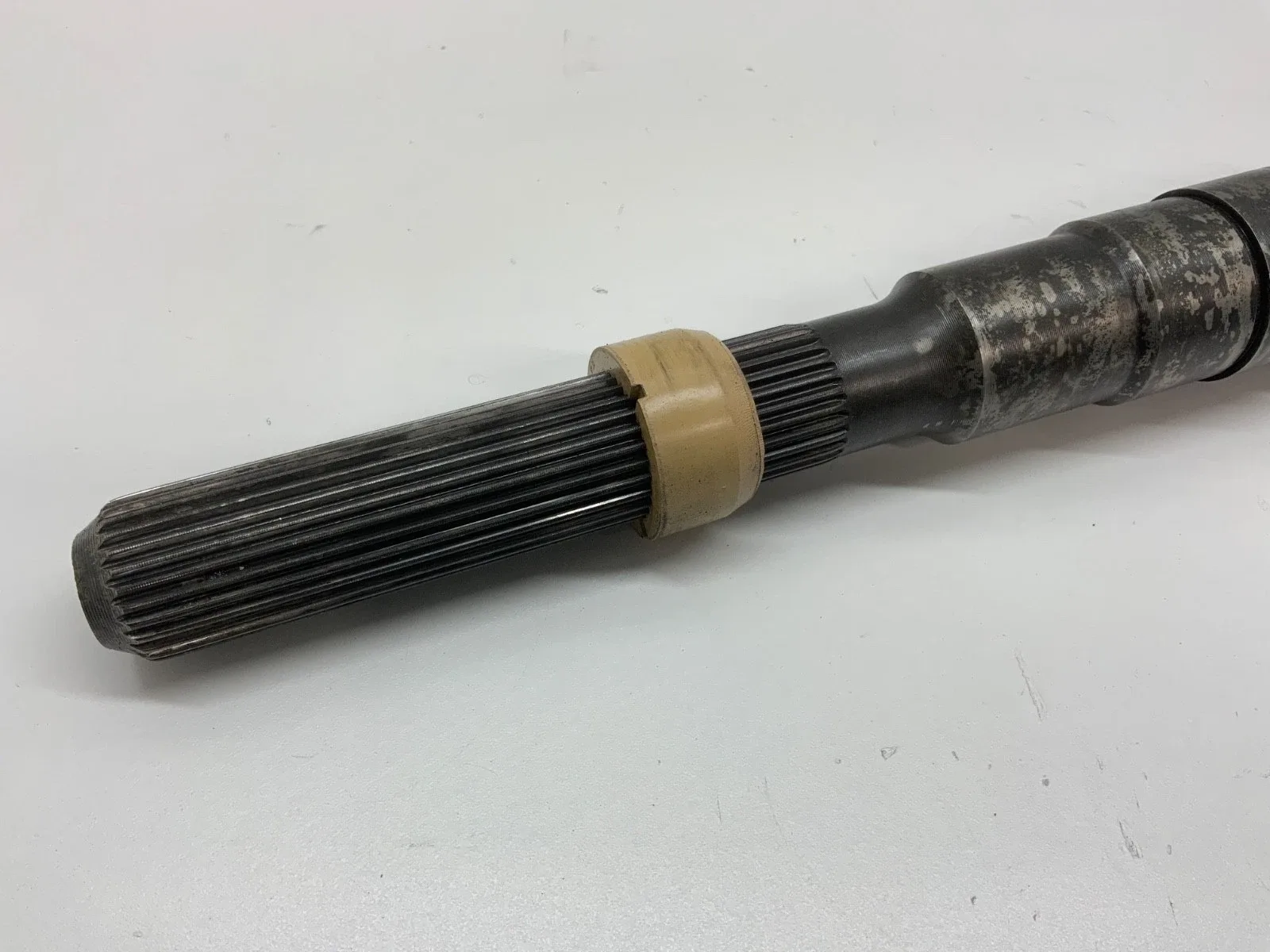 Ford AODE / 4R70W / 4R75W Output Shaft 15" Long 28-Spline - FORD AODE 4R70W 4R75W TRANS PARTS image 4