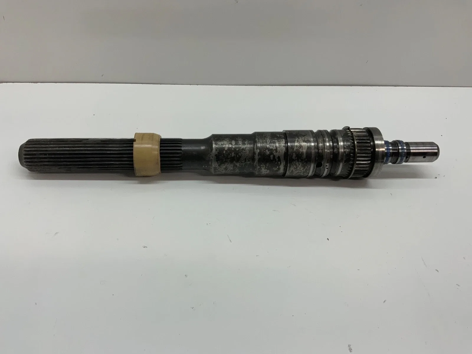 Ford AODE / 4R70W / 4R75W Output Shaft 15" Long 28-Spline - FORD AODE 4R70W 4R75W TRANS PARTS