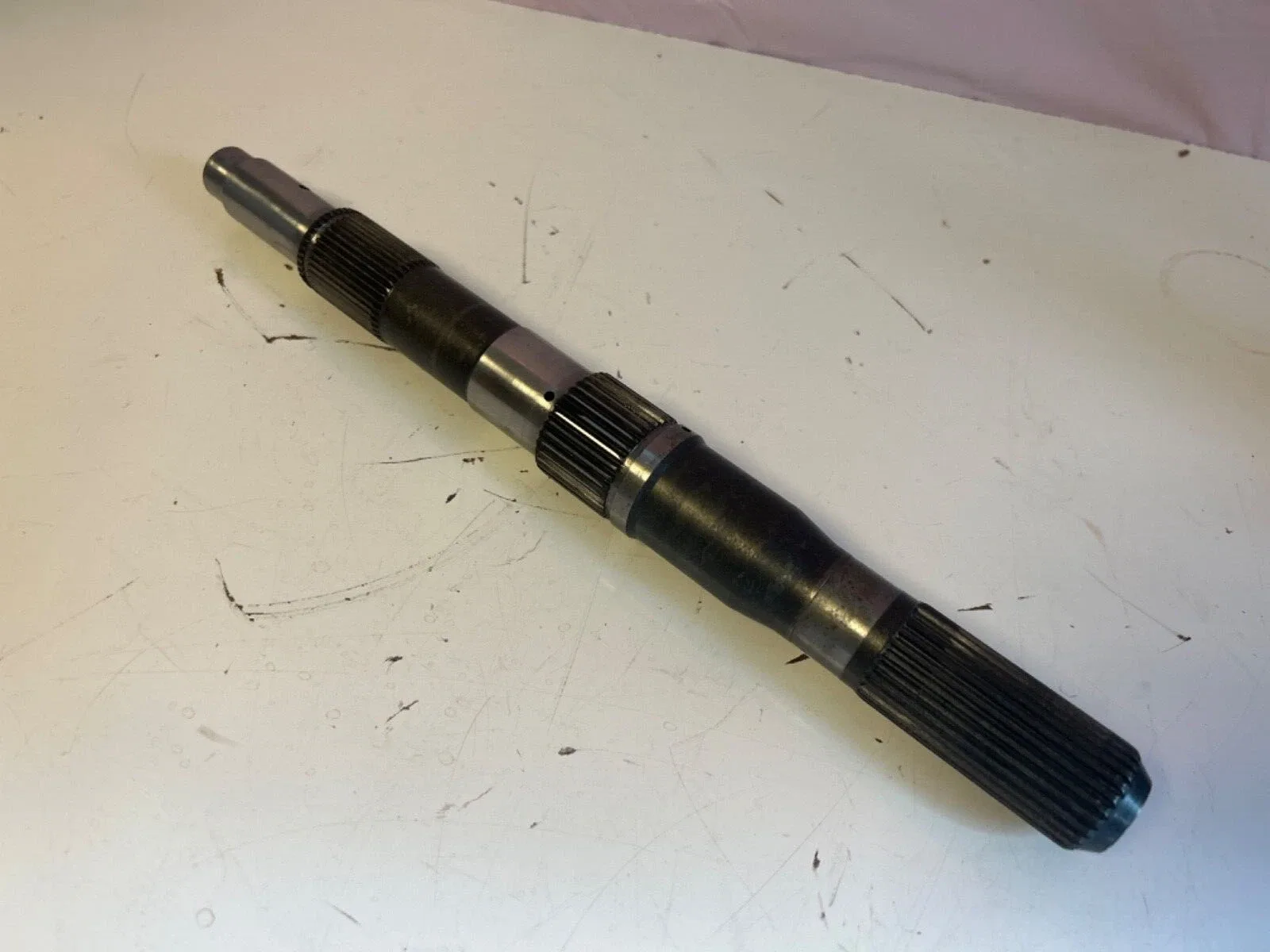 GM 4L60E/4L65E Output Shaft 27-Spline 13-1/4" image 3