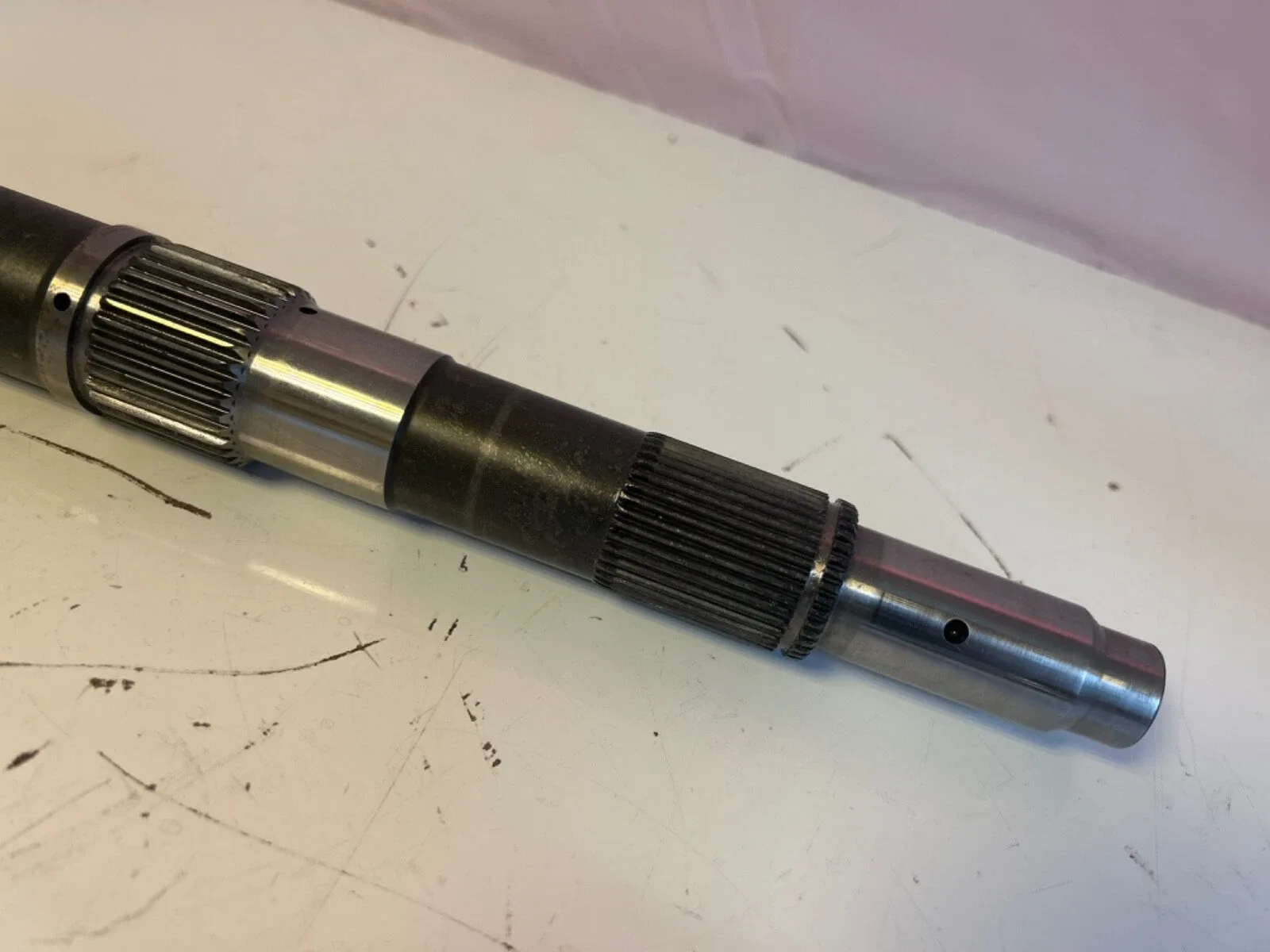 GM 4L60E/4L65E Output Shaft 27-Spline 13-1/4" image 4
