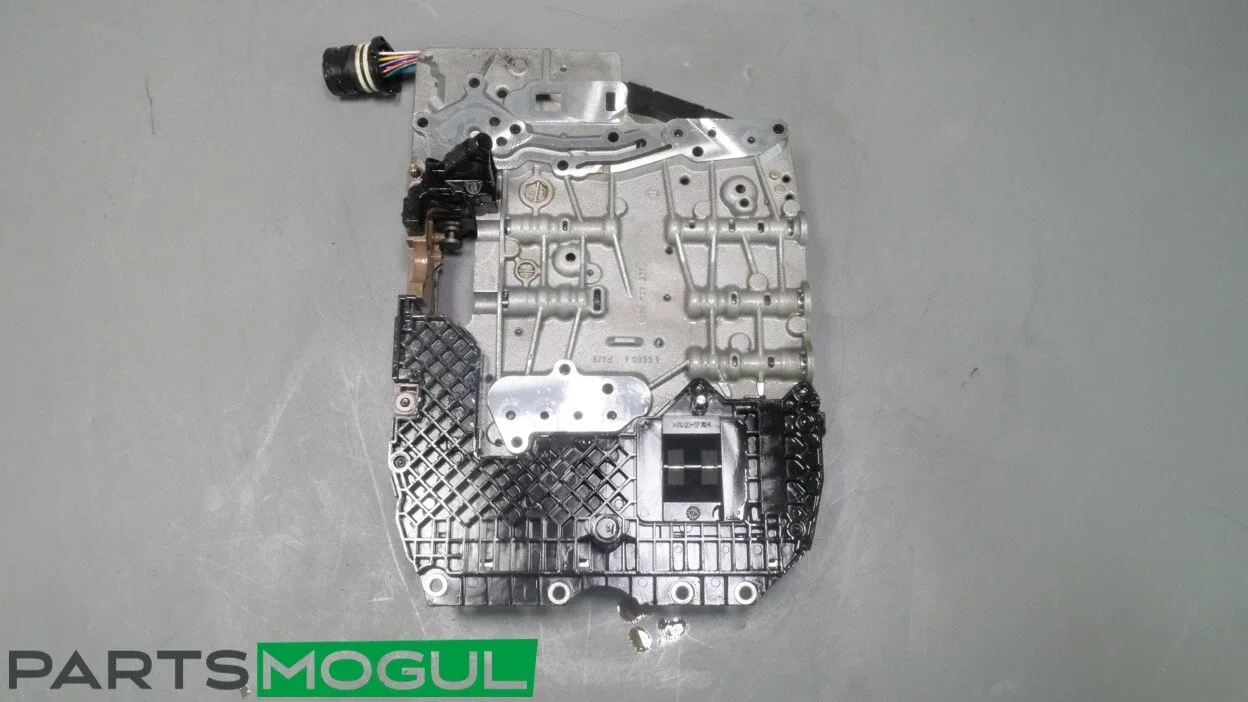 2009-2010 Audi A4 (B8) 2.0 Quattro Automatic Mechatronic Valve Body 100422 image 3