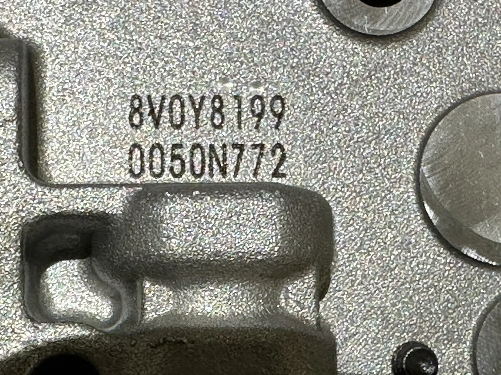 2016 Chevrolet / Cadillac 8L45E Valve Body 24273239 image 3
