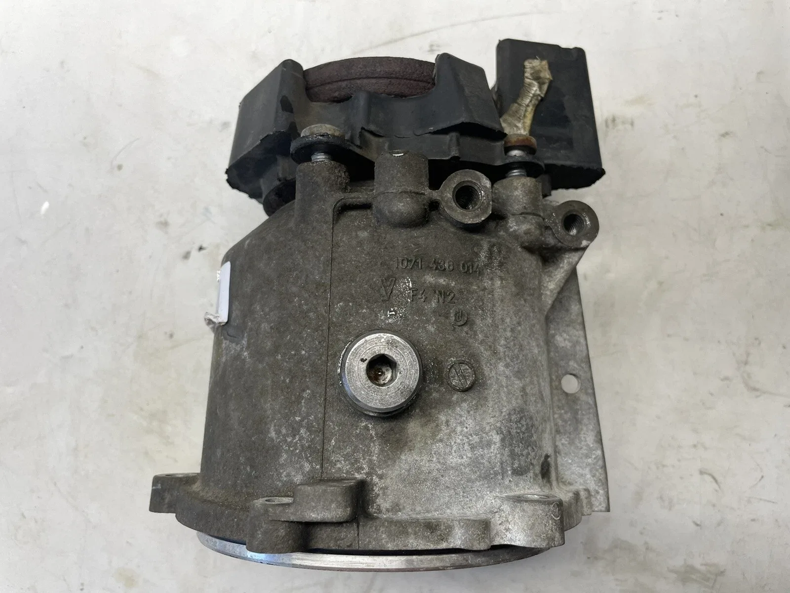 2008 Audi A6 (C6/4F) 3.2 Automatic Torsion Differential Transfer Case — 1071436014 image 2