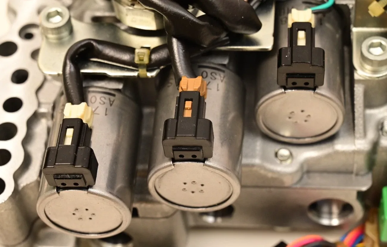 Nissan CVT Valve Body (ATO M1B / ARO M8) w/ Solenoids image 3
