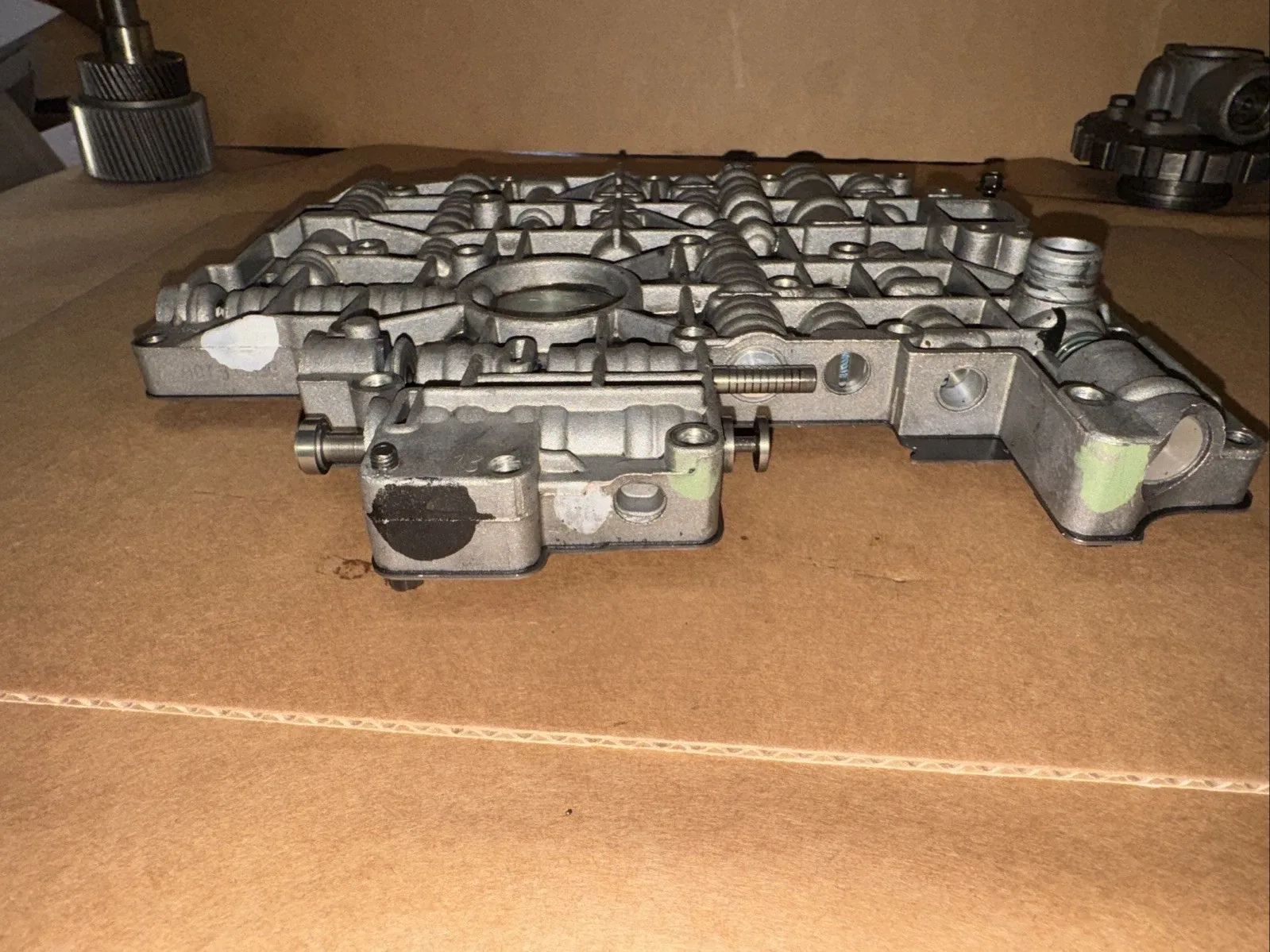 Ford AOD E0 Stamped Valve Body image 3