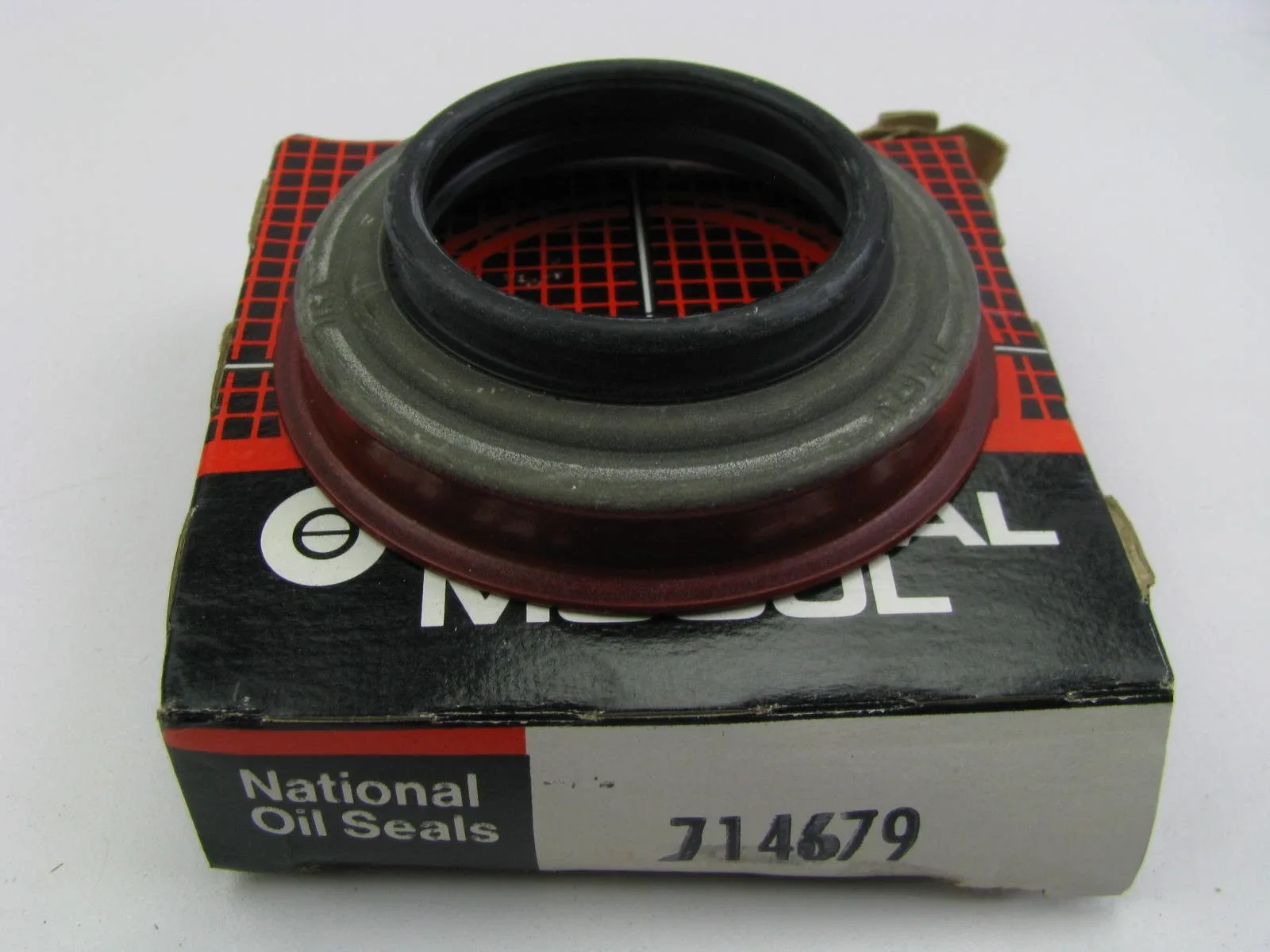 National 714679 Left Transmission Output Shaft Seal