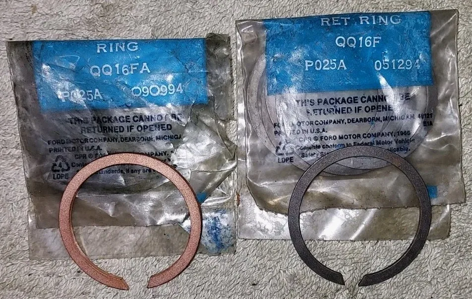 FORD C6 SNAP RINGS, OUTPUT SHAFT TO GOVERNOR SUPPORT 2 OEM NOS  .050" & .076"