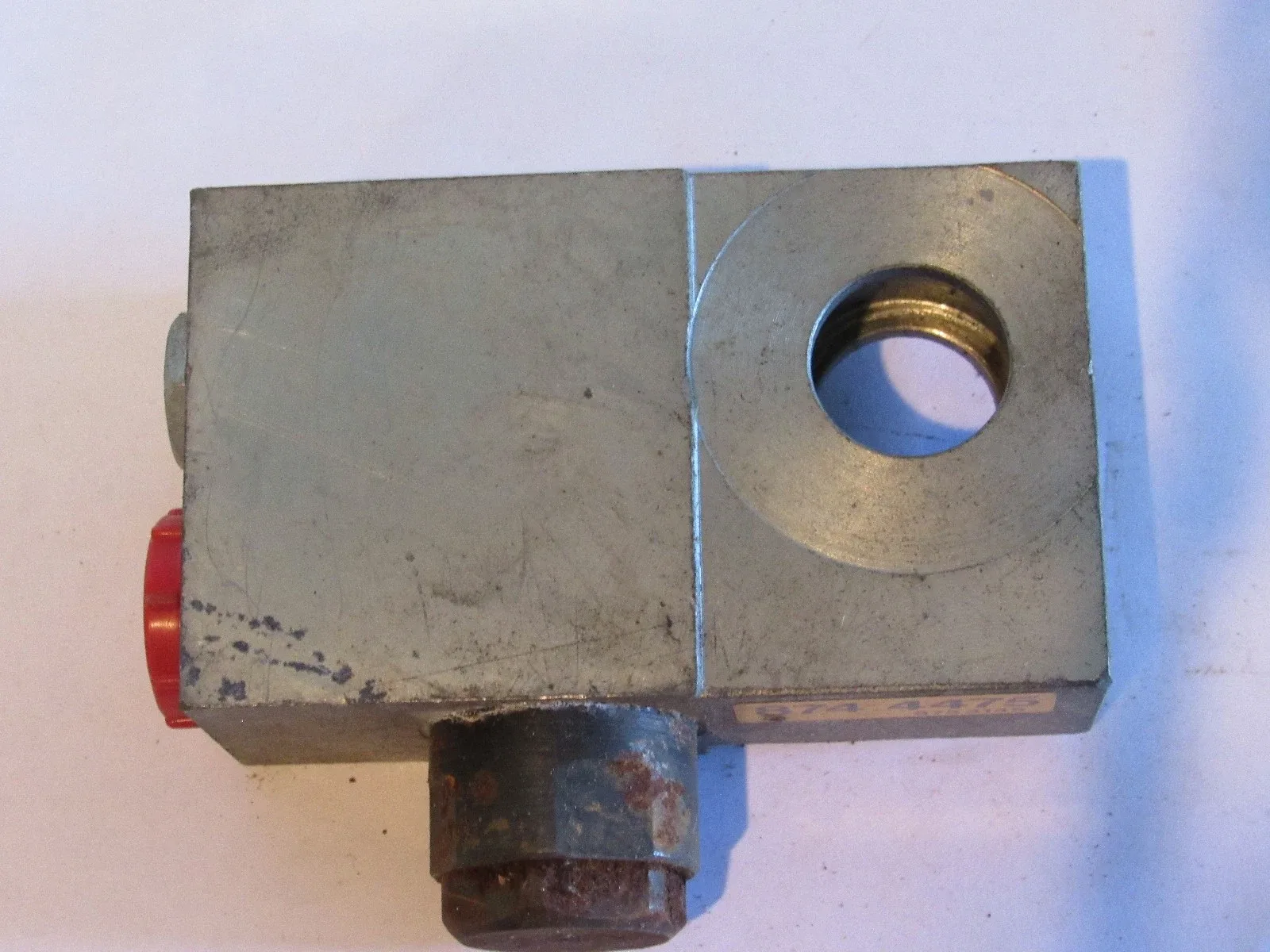 Valve Body 8744475 8753148 image 4