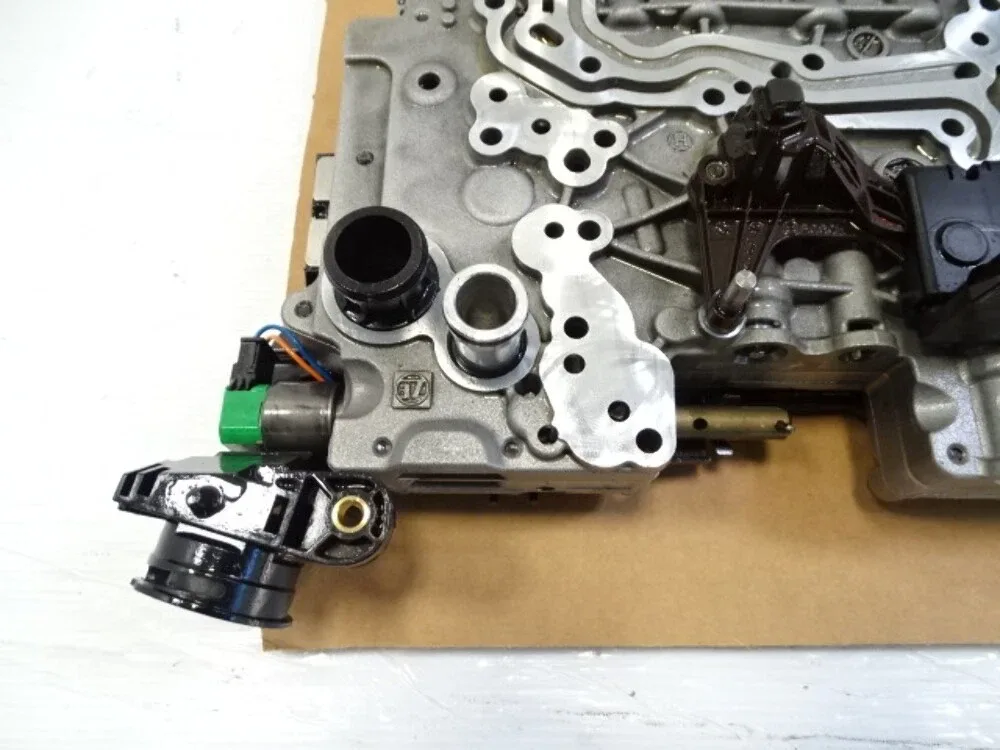 11 Audi A8 D4 Valve Body, Automatic Transmission 4.2L AWD Mechatronic 1087427173 image 2