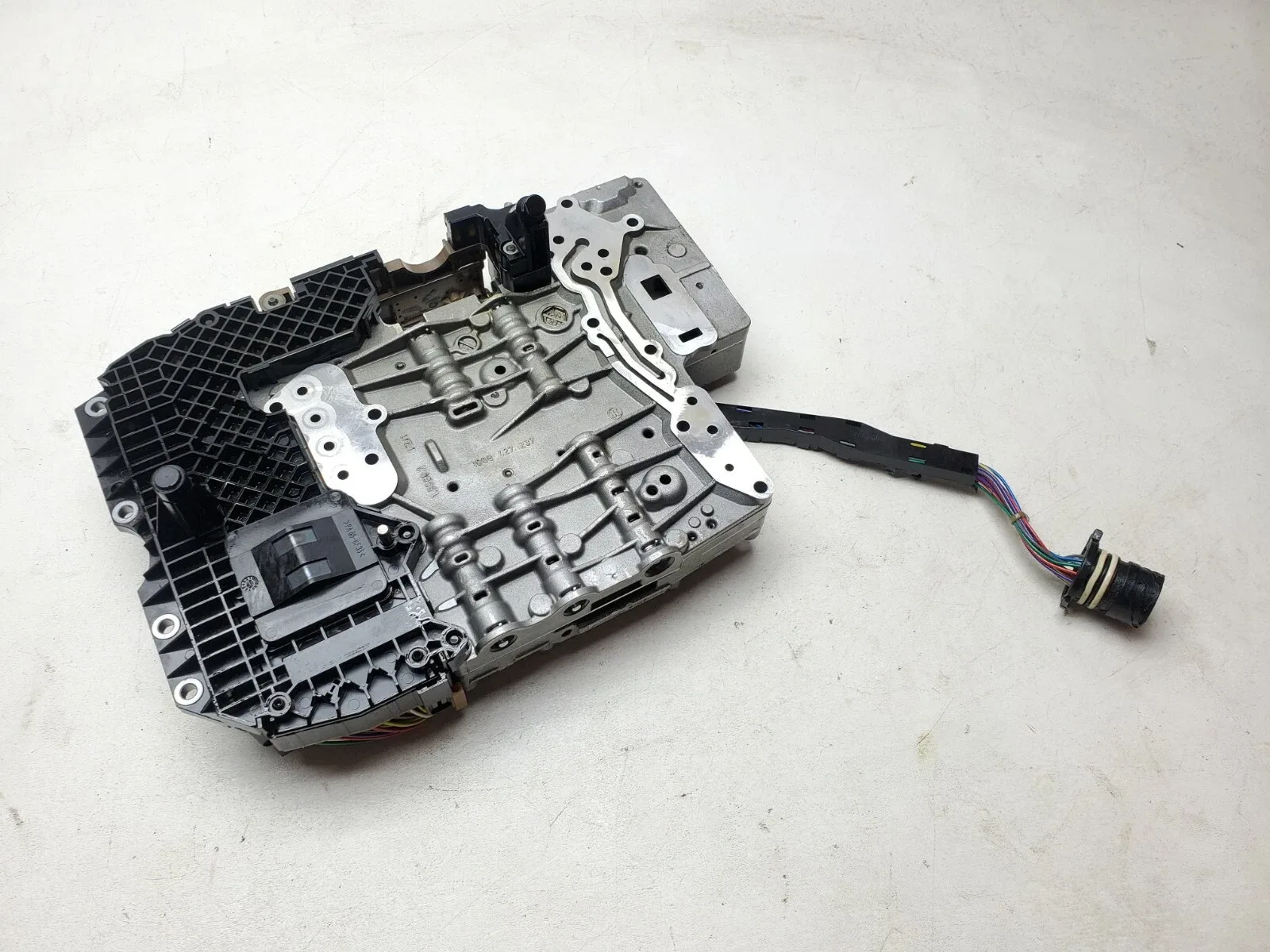 ZF6HP28 (6HP28) Valve Body WTY-P957403 Bosch 7-Solenoid TCU image 4