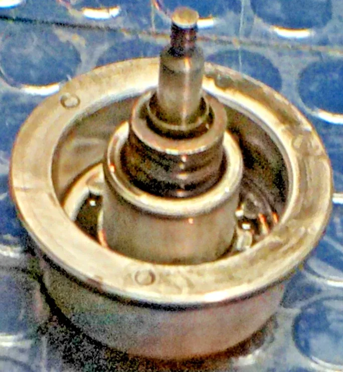 1993-1996 GM 4L80E Detent Piston — from 1994 Chevrolet Silverado 3500 — 8633185