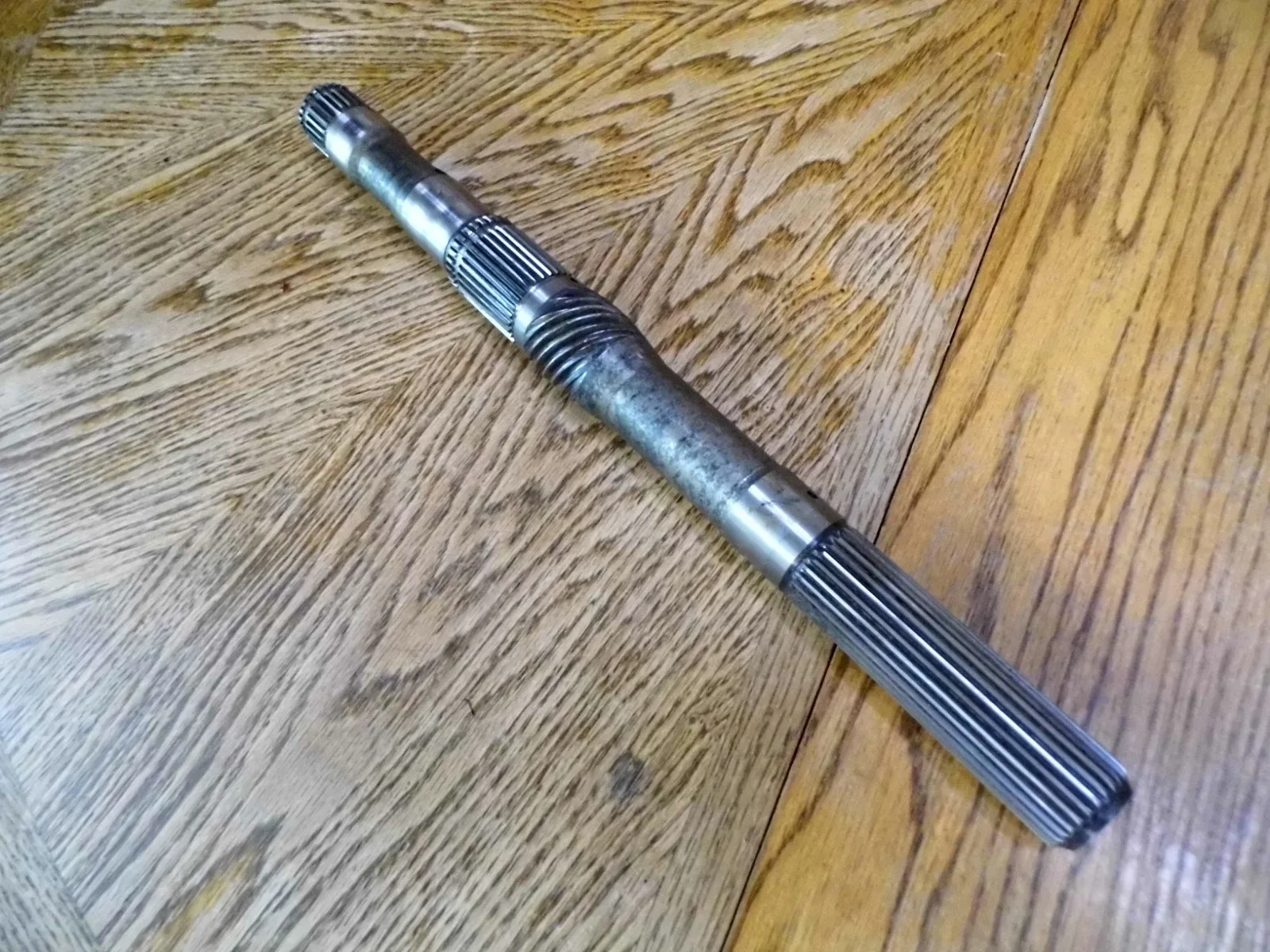 THM-350 Output Shaft 15.5 in - General Motors