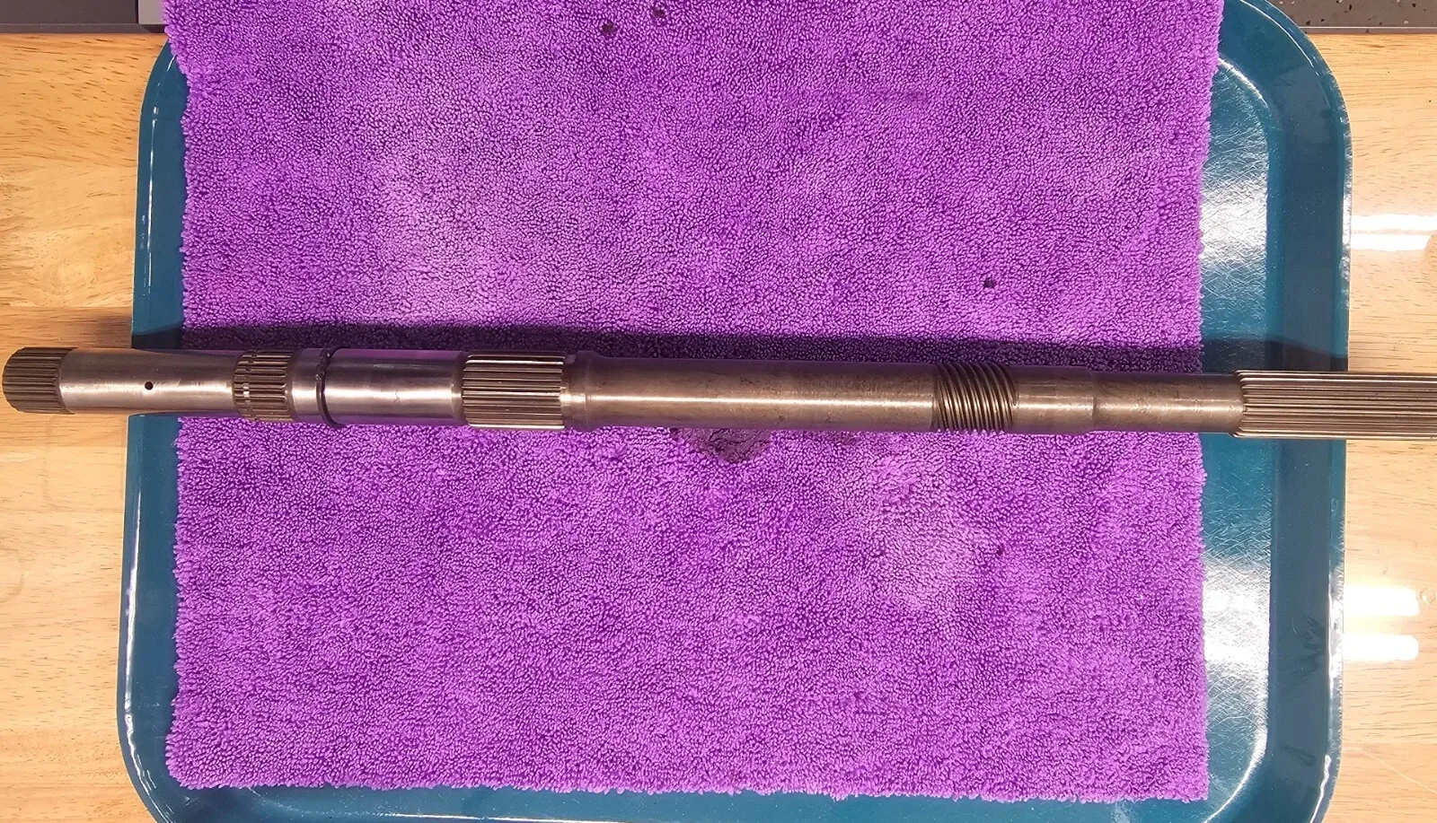 Datsun / Nissan 280ZX Automatic Transmission Output Shaft 3N71B image 2