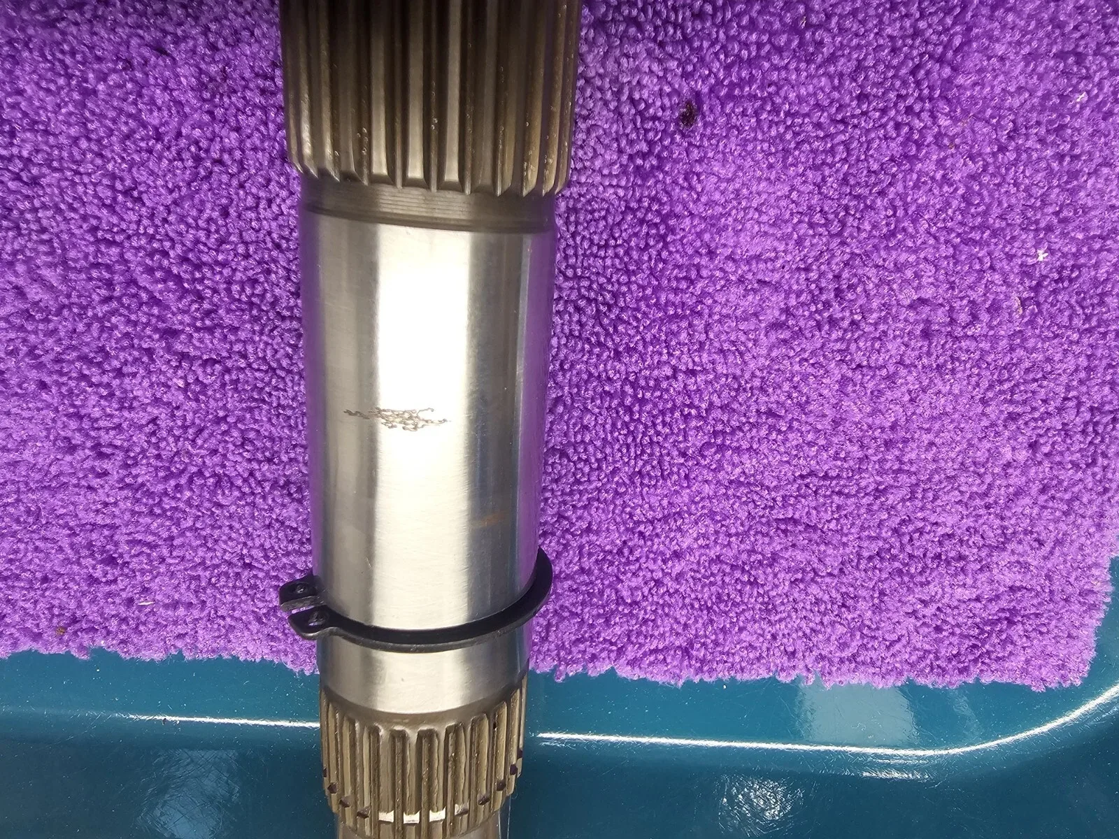 Datsun / Nissan 280ZX Automatic Transmission Output Shaft 3N71B image 3