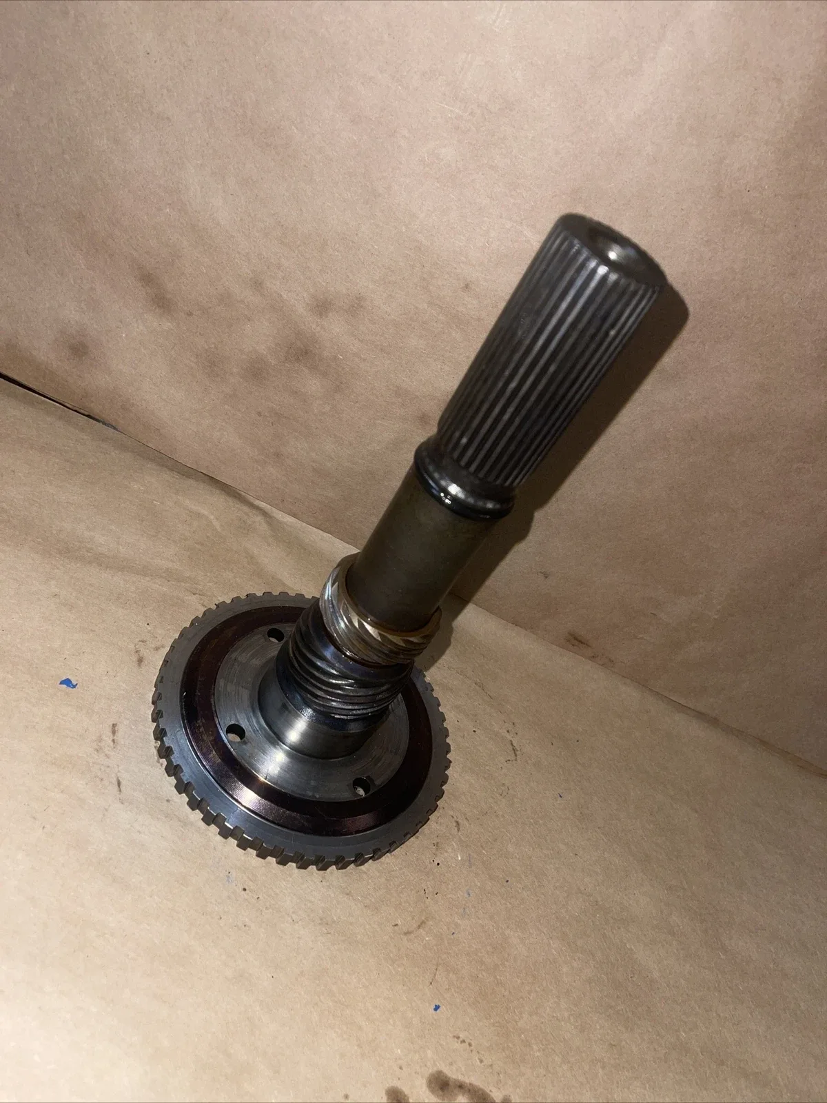 GM 400 2WD Output Shaft 9 in with O-ring image 3