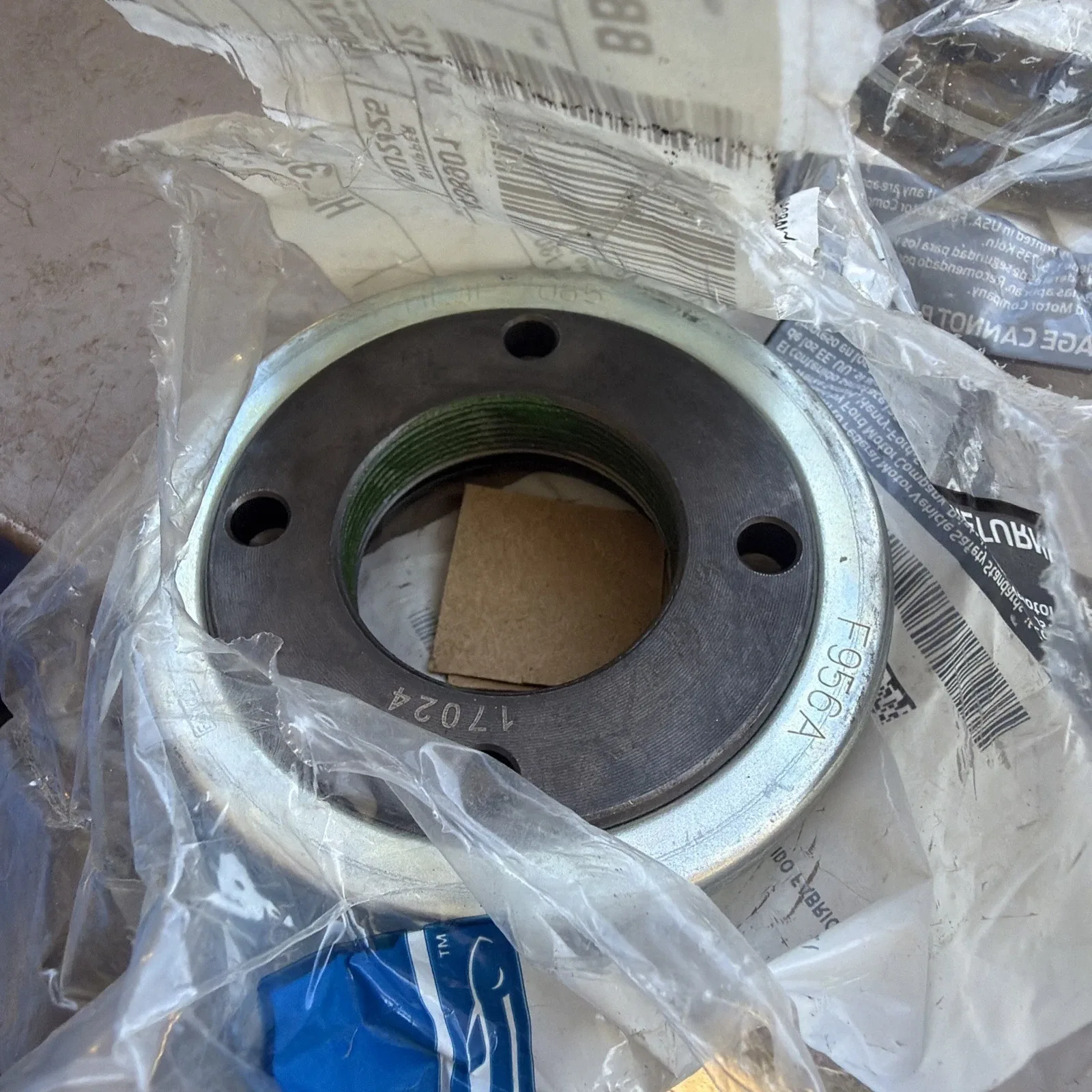 Ford 10R80 Output Shaft Seal Retainer HL3Z-7085-B OEM image 2
