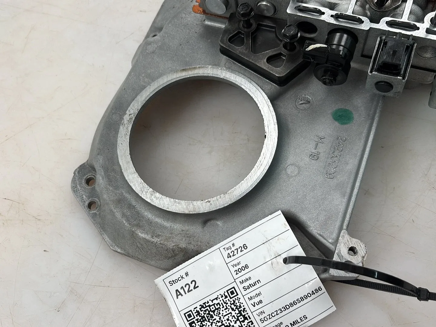 2005-2010 Saturn Vue Automatic Transmission Valve Body MPN 24233229/24233226 image 3