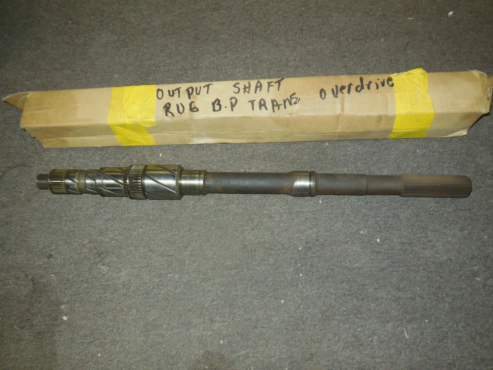 1977-1978 Ford Granada 3-Speed Overdrive Transmission Output Shaft - D7DZ-7061-A