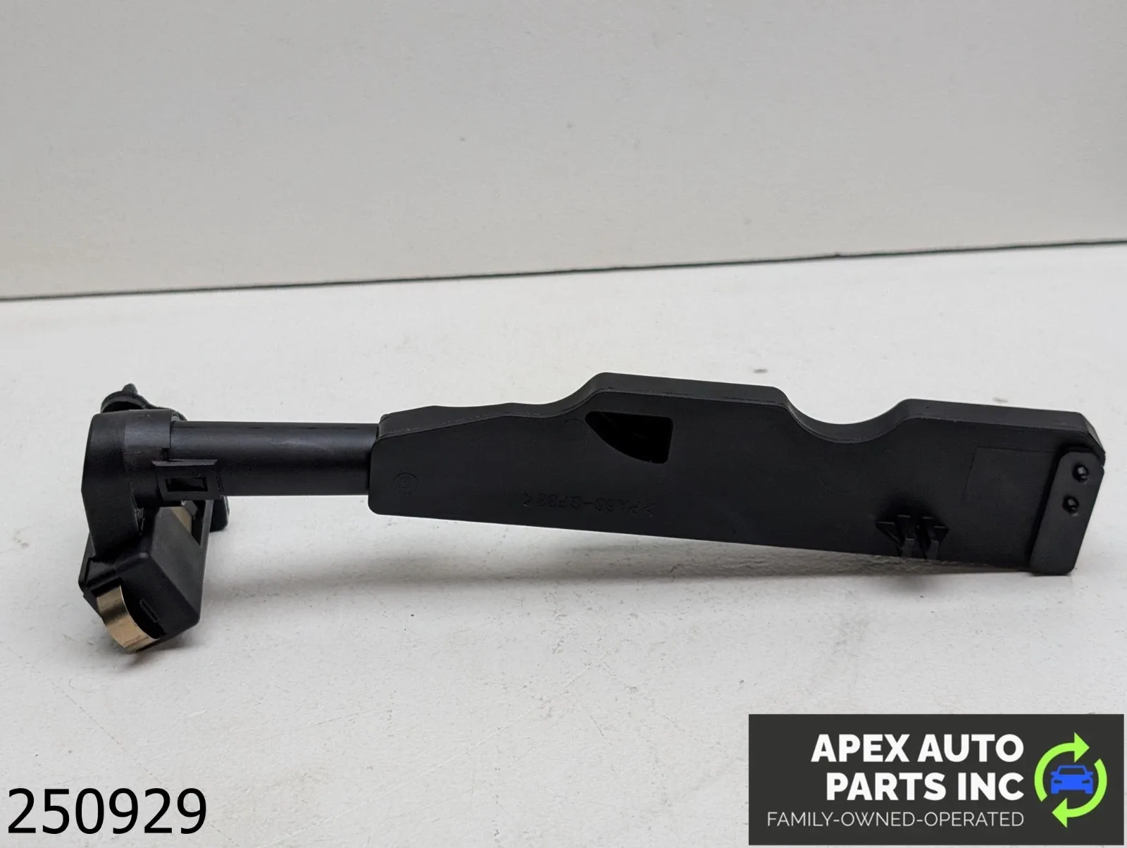 OEM 2018-2021 Chevrolet Equinox 1.5L AUTO TRANS FLUID LEVEL CONTROL image 4