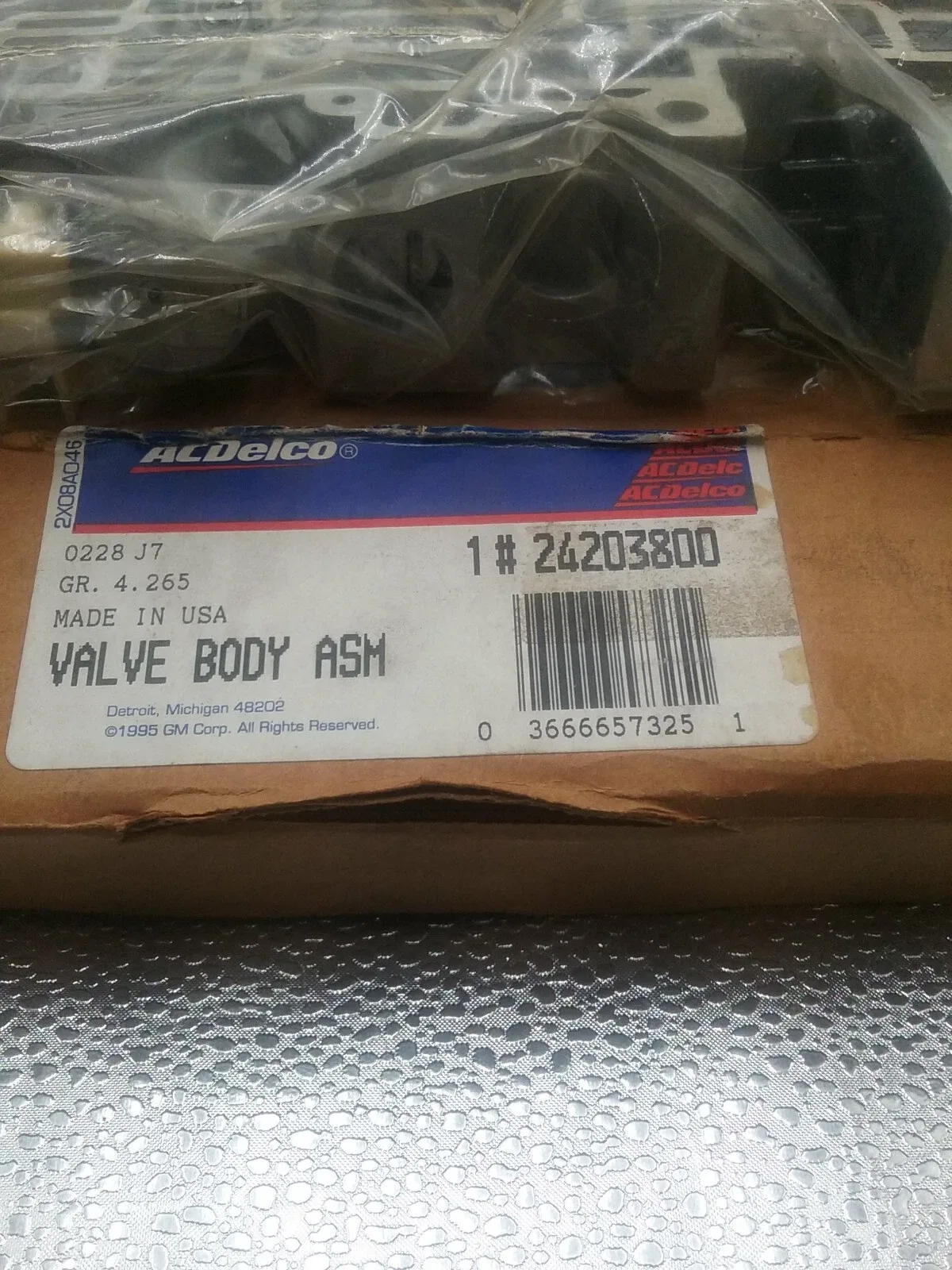 Genuine GM Automatic Transmission Control Valve Kit (Body and Valve) 24203800 image 2