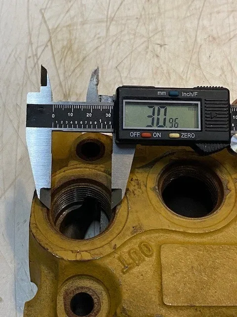 Heavy Duty Metal Housing Valve Body Component 8006-D image 3