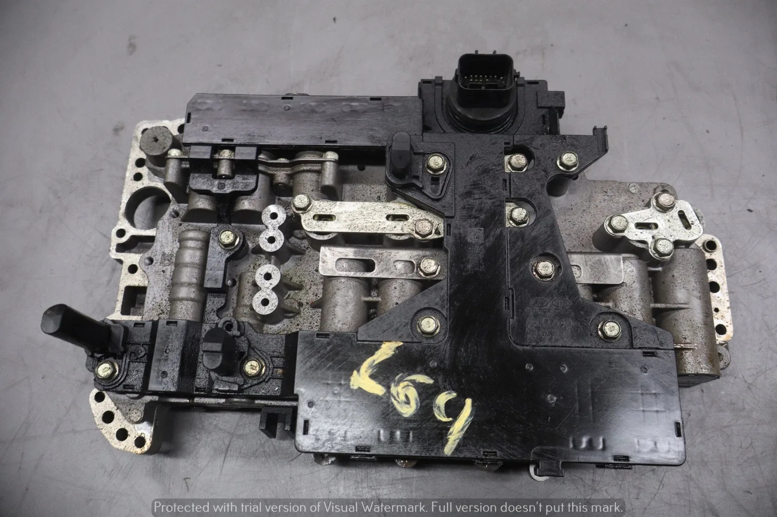 11-16 Hyundai Genesis Transmission Valve Body W/ TCM TCU 46305-4F150 Oem image 4