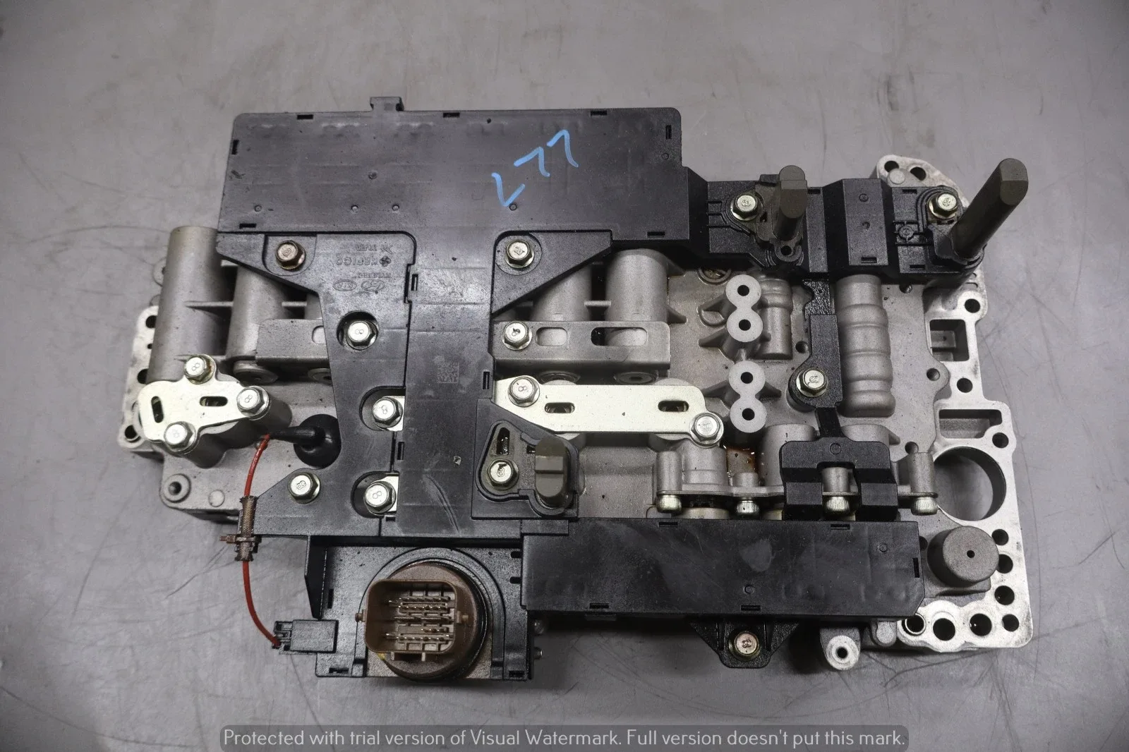 11-13 Hyundai Equus RL26 Transmission Valve Body With TCM 46305-4F100 Oem image 4