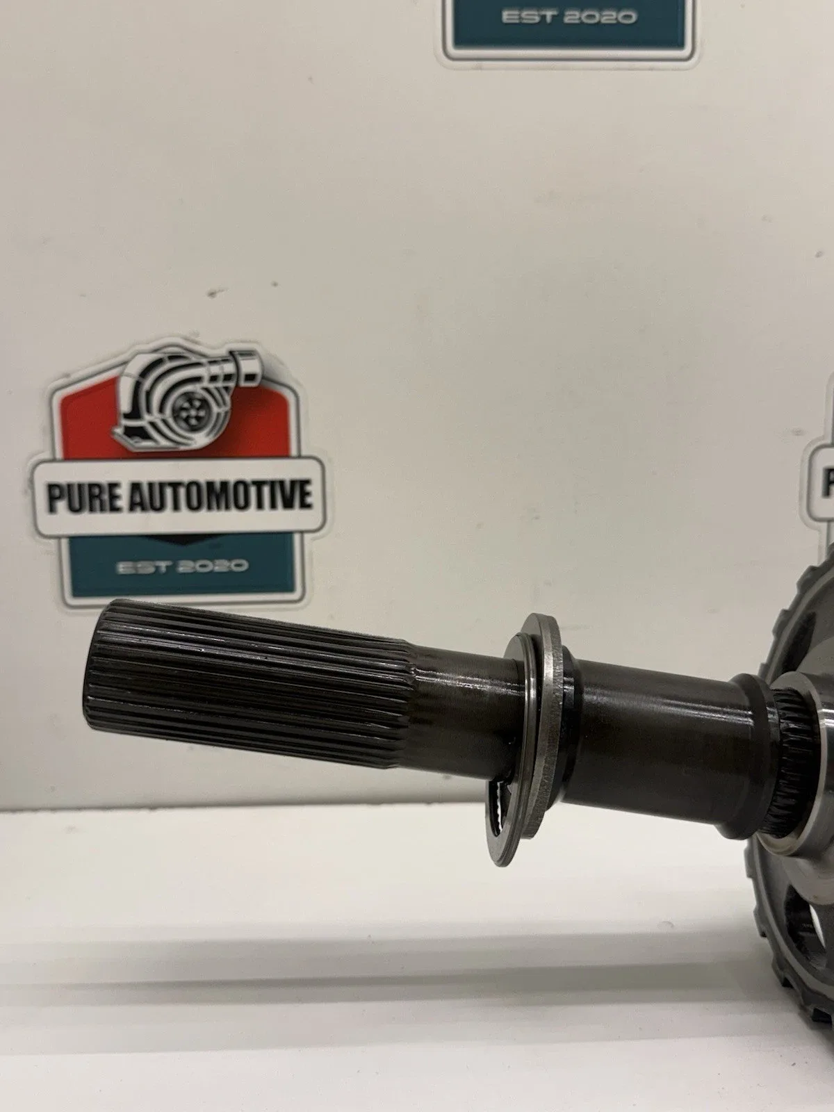 2003-2006 Nissan 350Z / Infiniti G35 Automatic Transmission Output Shaft 31481-90X07 image 4