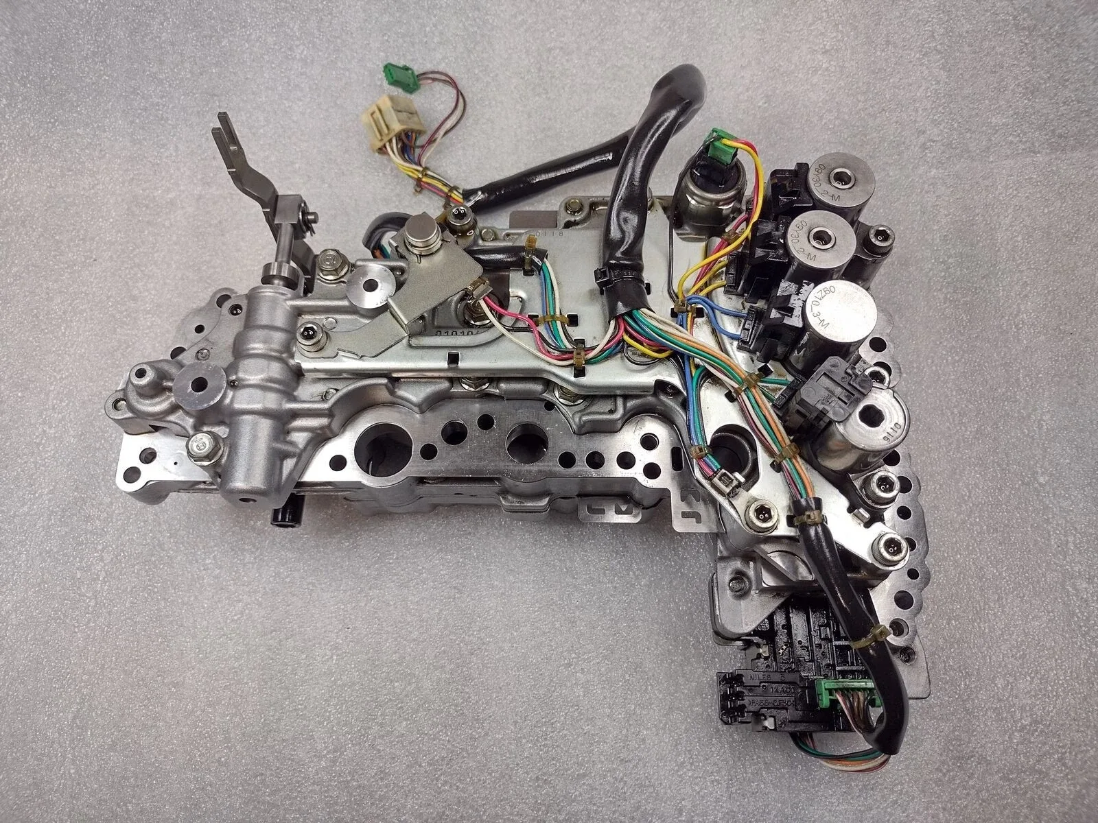 Valve Body w Solenoids JF010E RE0F09B CVT Nissan Maxima 3.5L 2010-14 Cast 1XE