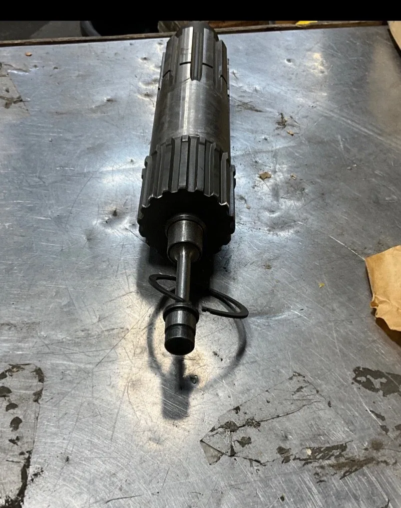 Eaton Fuller Output Shaft 18127 (A4389)