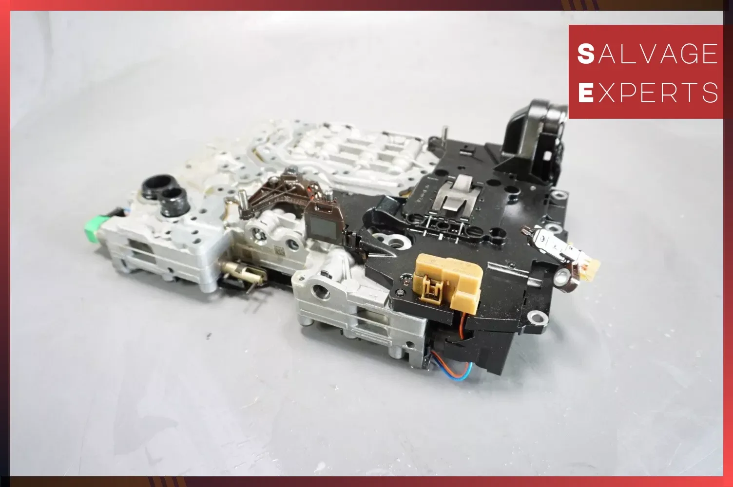 2014-2017 Jaguar F-Pace XE XF 3.0L Automatic Transmission Valve Body Mechatronic LR-044775