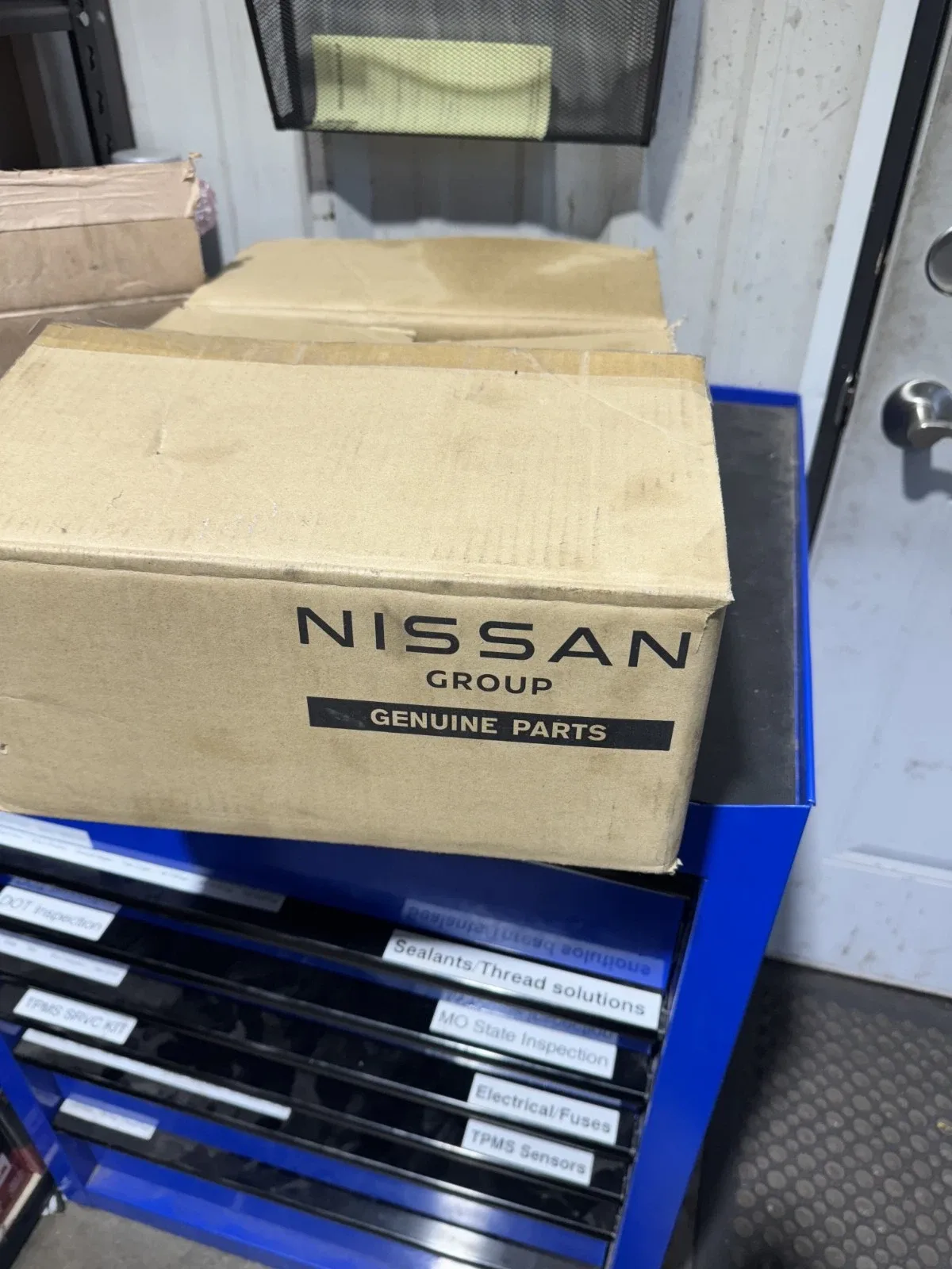 Nissan Valve Body 31705Z7100D image 3