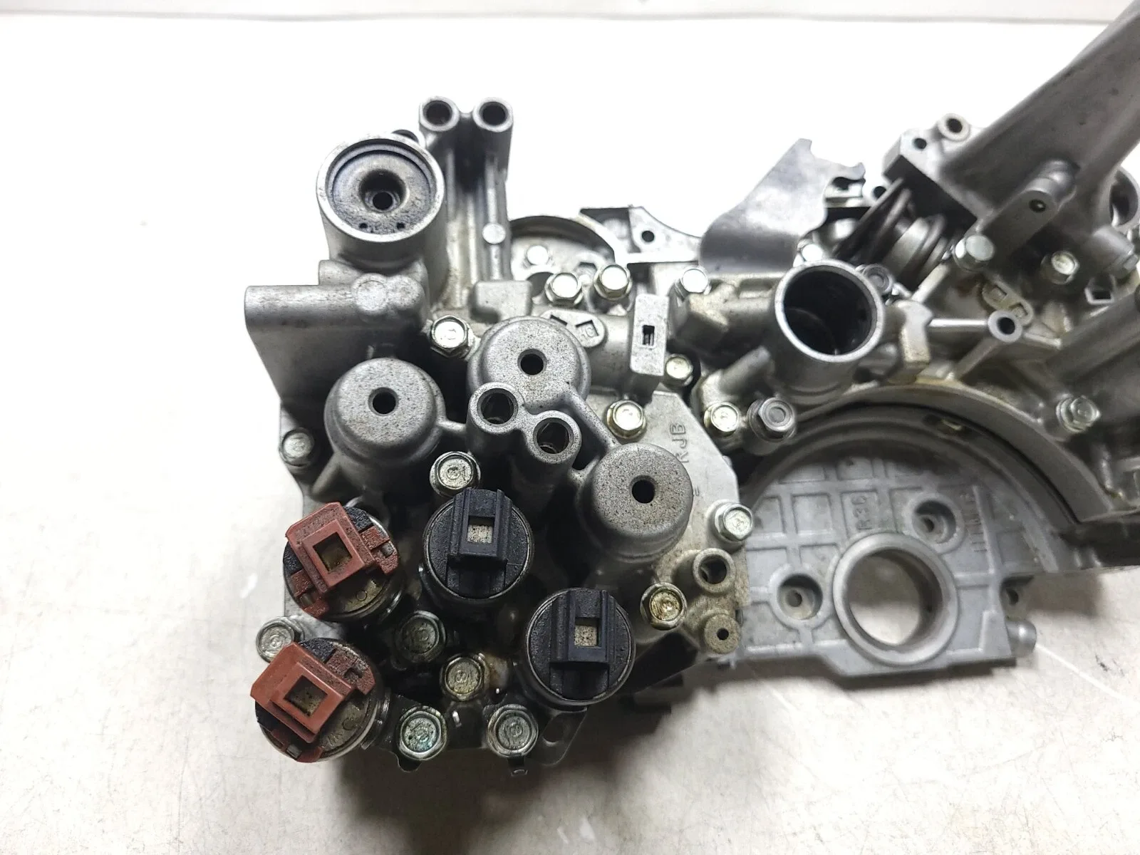2008 Acura MDX AT Transmission Valve Body OEM image 2