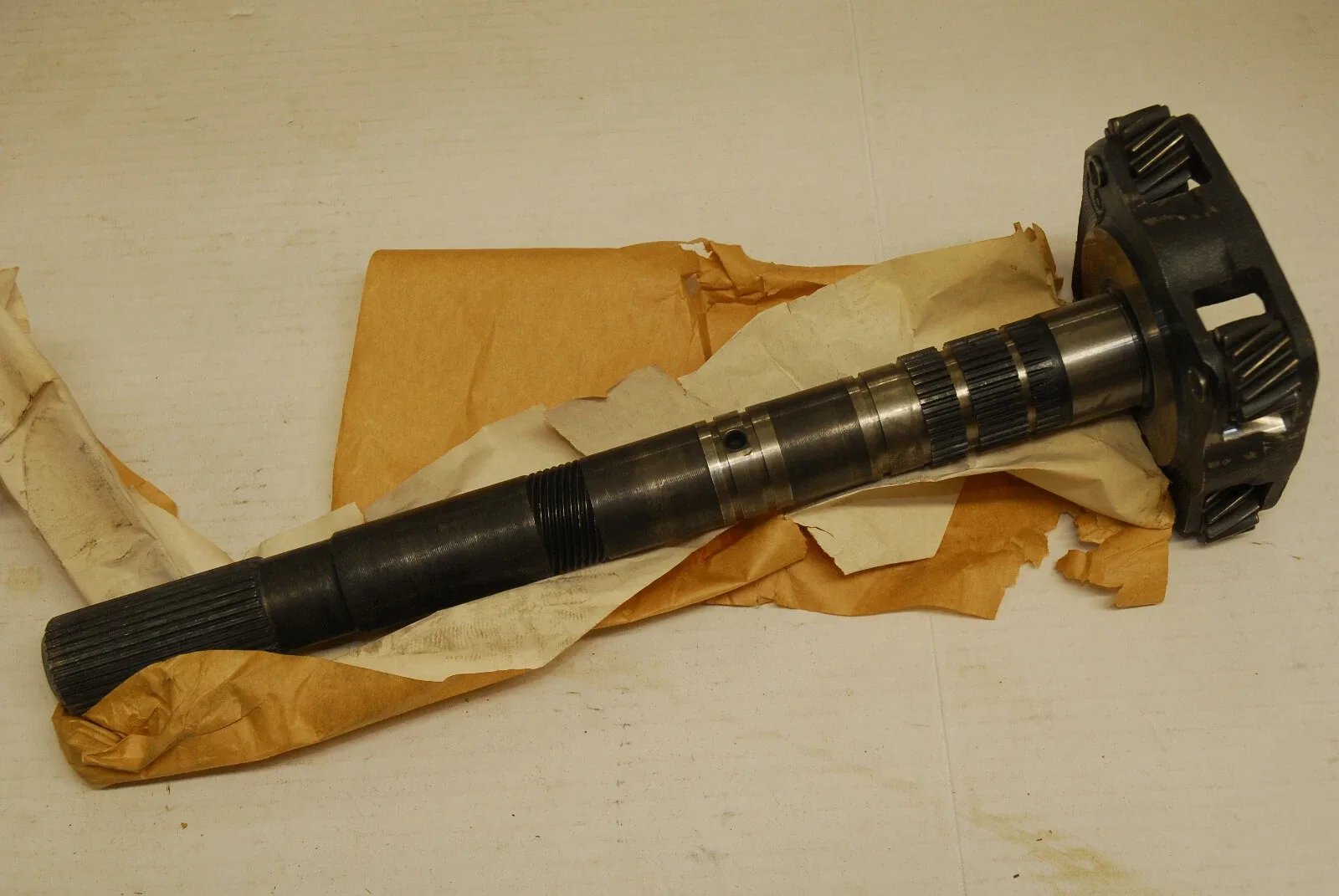 1959-1964 Cadillac Hydramatic Output Shaft Assembly #8622686 image 2