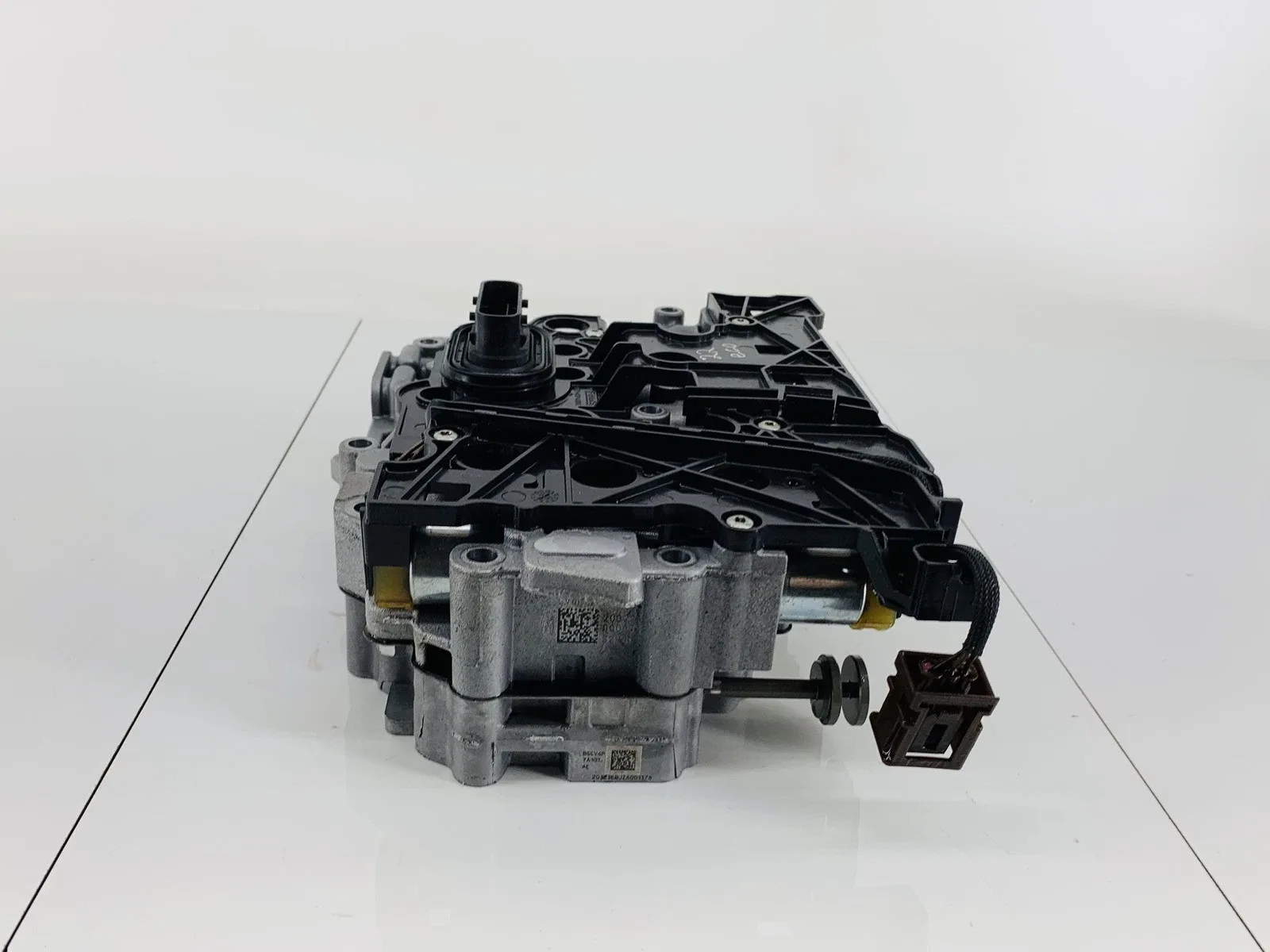18-22 FORD ECOSPORT 2.0L L4 ENGINE MOTOR AUTOMATIC TRANSMISSION VALVE BODY OEM image 2