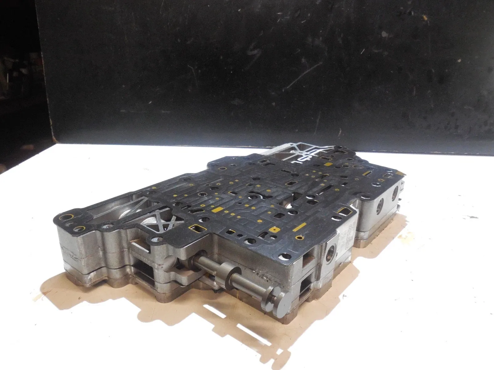 2008-2017 Chevrolet Equinox Valve Body 24257449 image 3