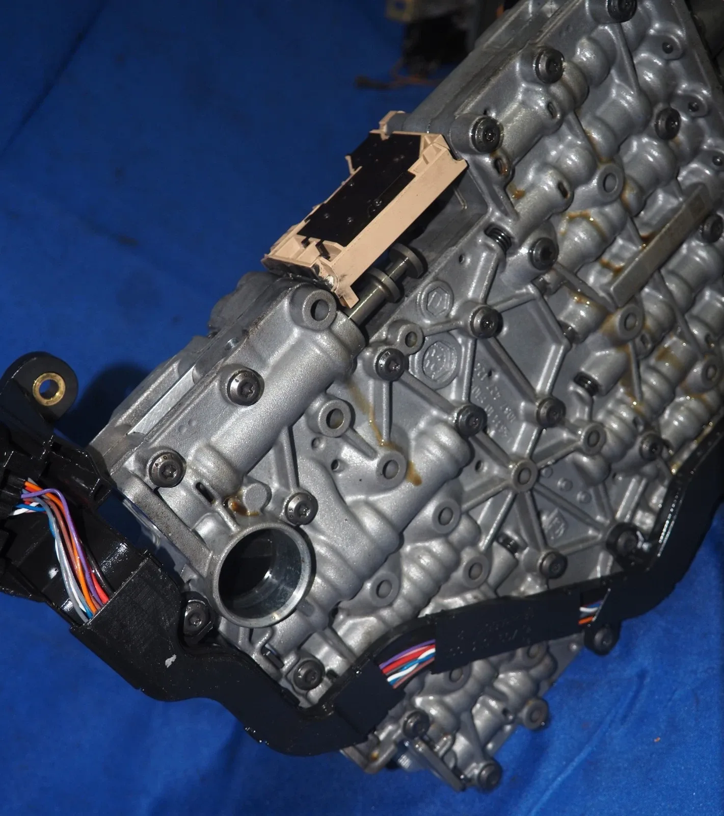 2016-2018 Audi A6 A7 3.0L V6 8-Speed Automatic Valve Body — 0BK300039L001 image 4