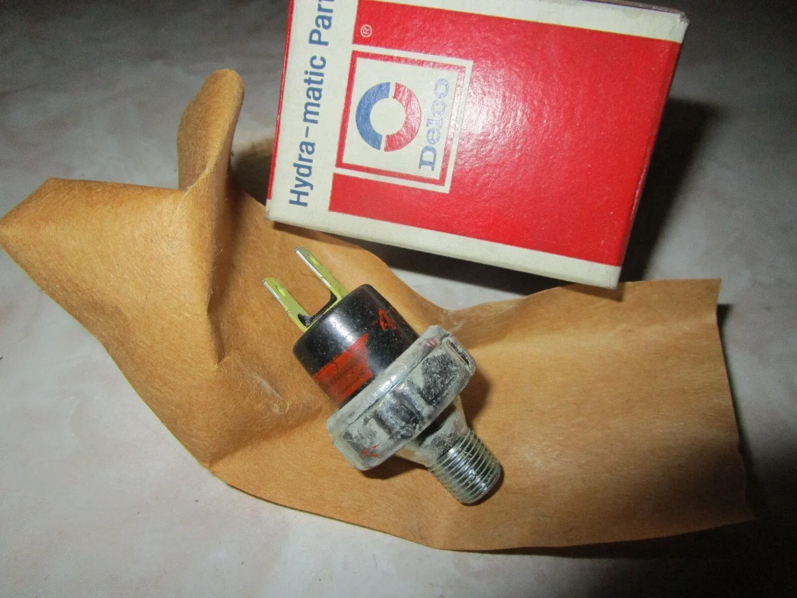 NOS Governor Pressure Transmission Valve Body Switch 1980 Pontiac, Firebird 301W