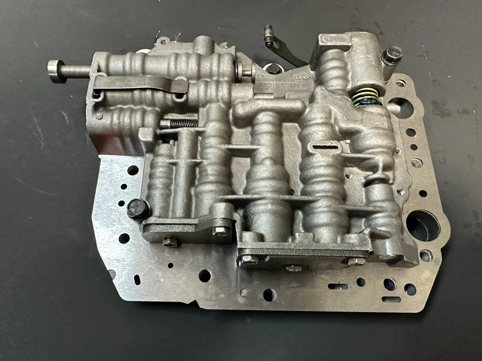 C4 Transmission Valve Body D7ZP-7A101-AA / D7EP-7A092-AA Remanufactured