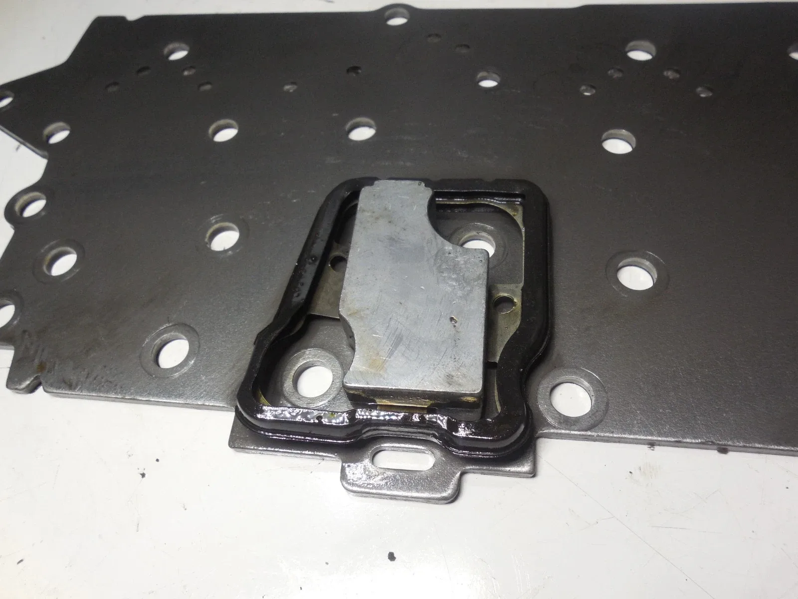 Transmission Conductor Plate 13-16 Enclave Traverse Acadia Cadillac SRX GT75 image 2